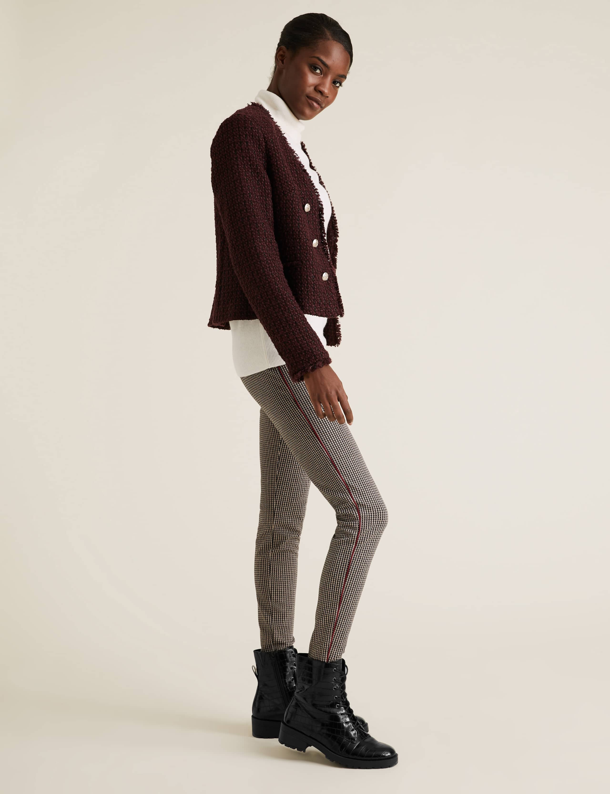 Dogtooth Side Stripe High Waisted Leggings 1 of 6
