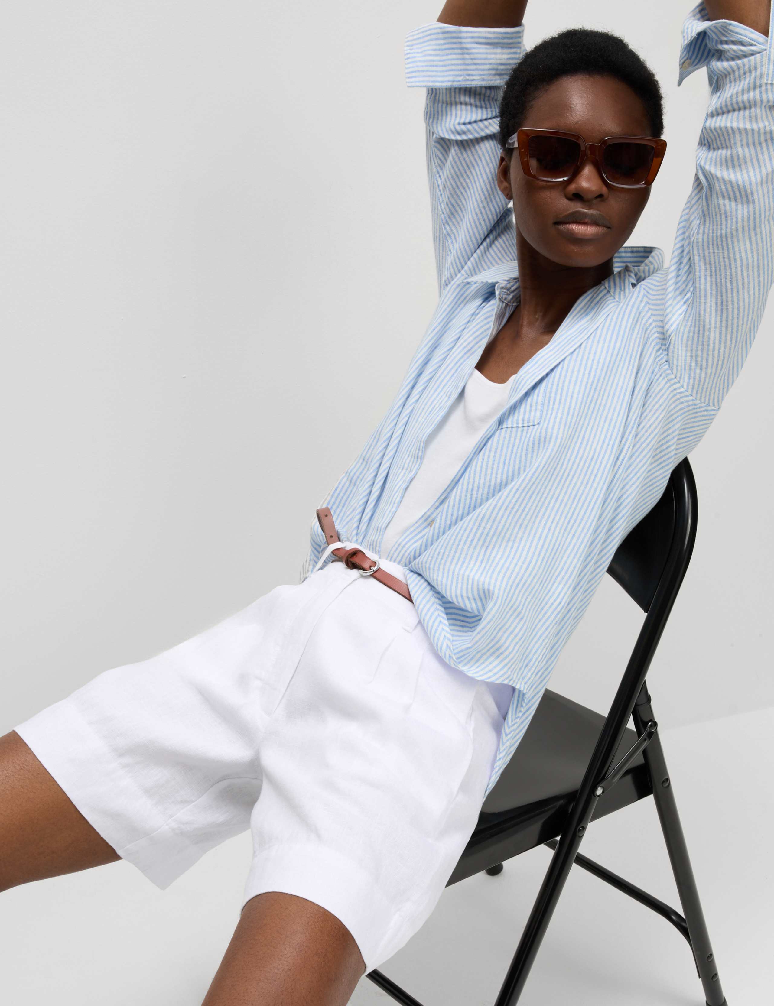 Pure Linen High Waisted Shorts 1 of 5