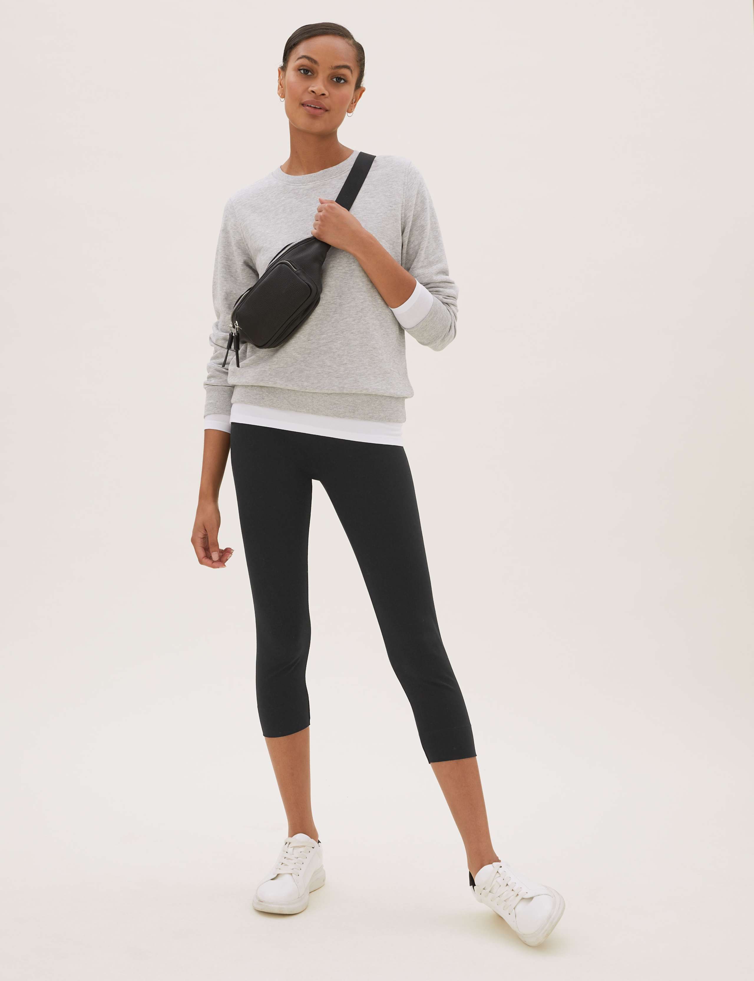 2 Pack High Waisted Cropped Leggings 1 of 5