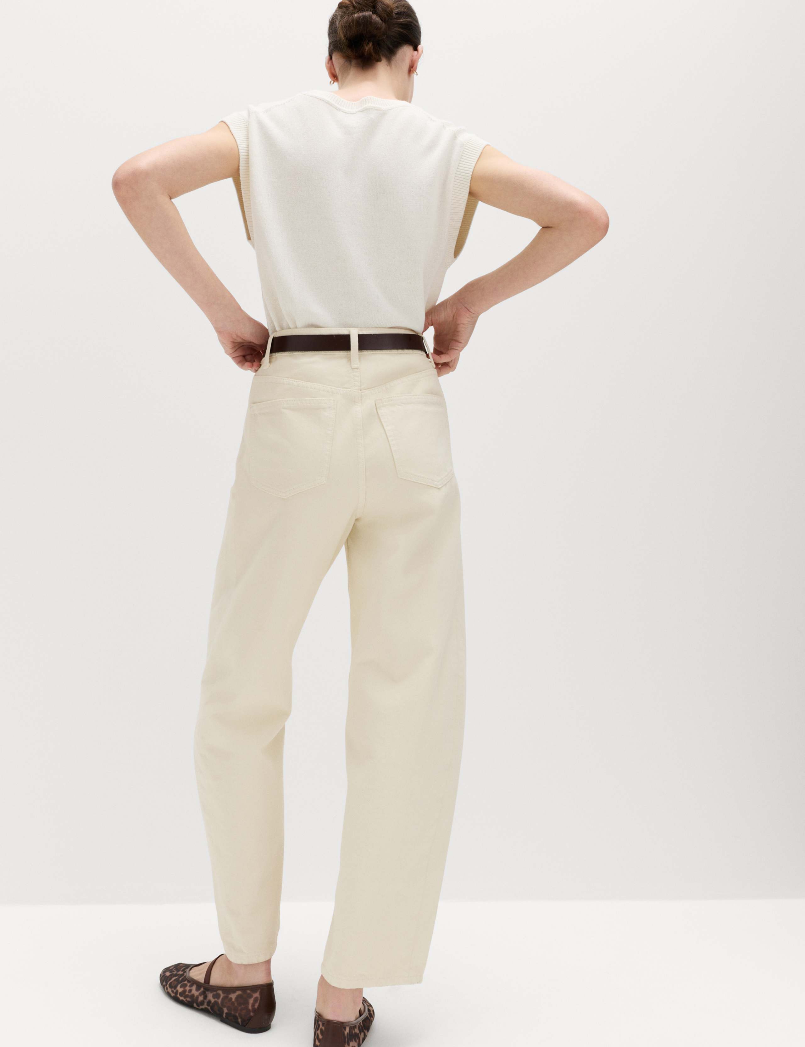 Mid Rise Barrel Jeans 4 of 6