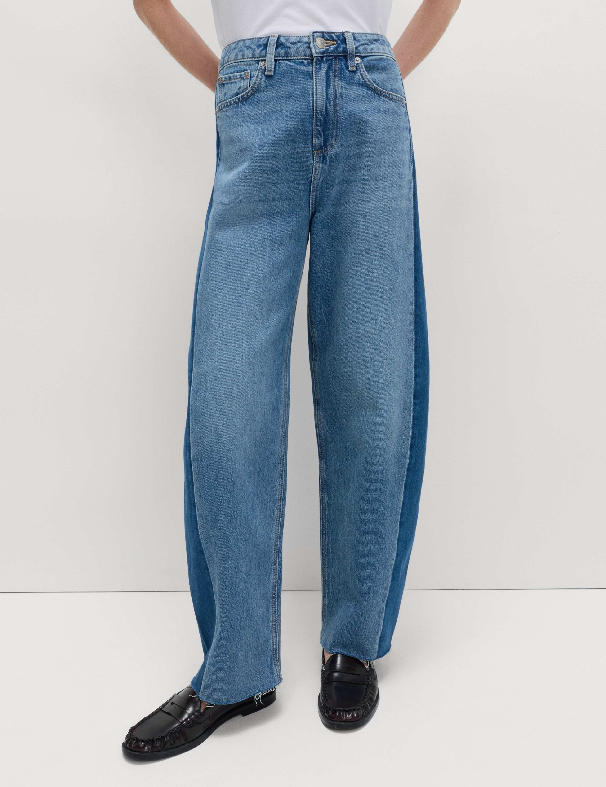 Mid Rise Barrel Jeans 5 of 6