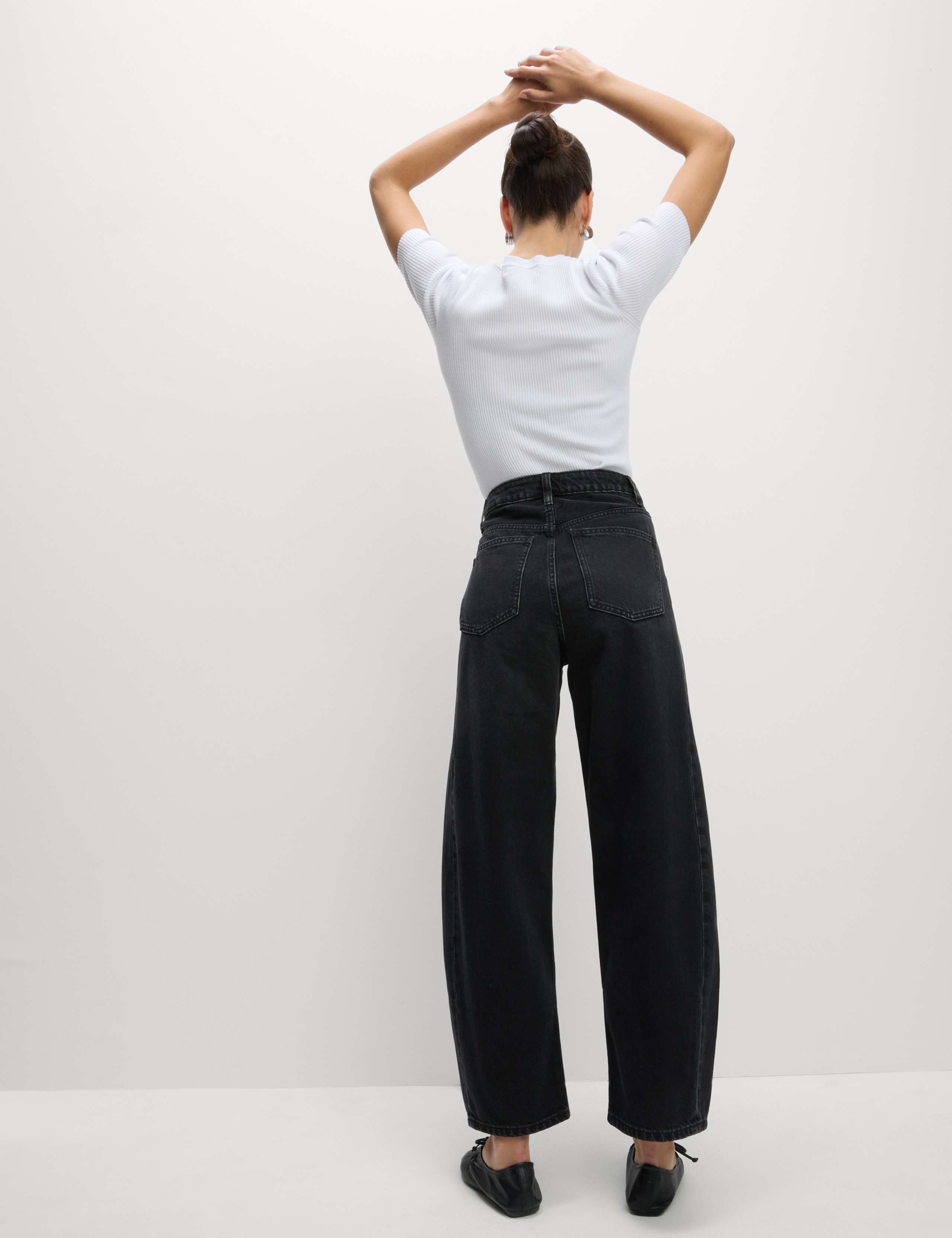 Mid Rise Barrel Jeans 4 of 5