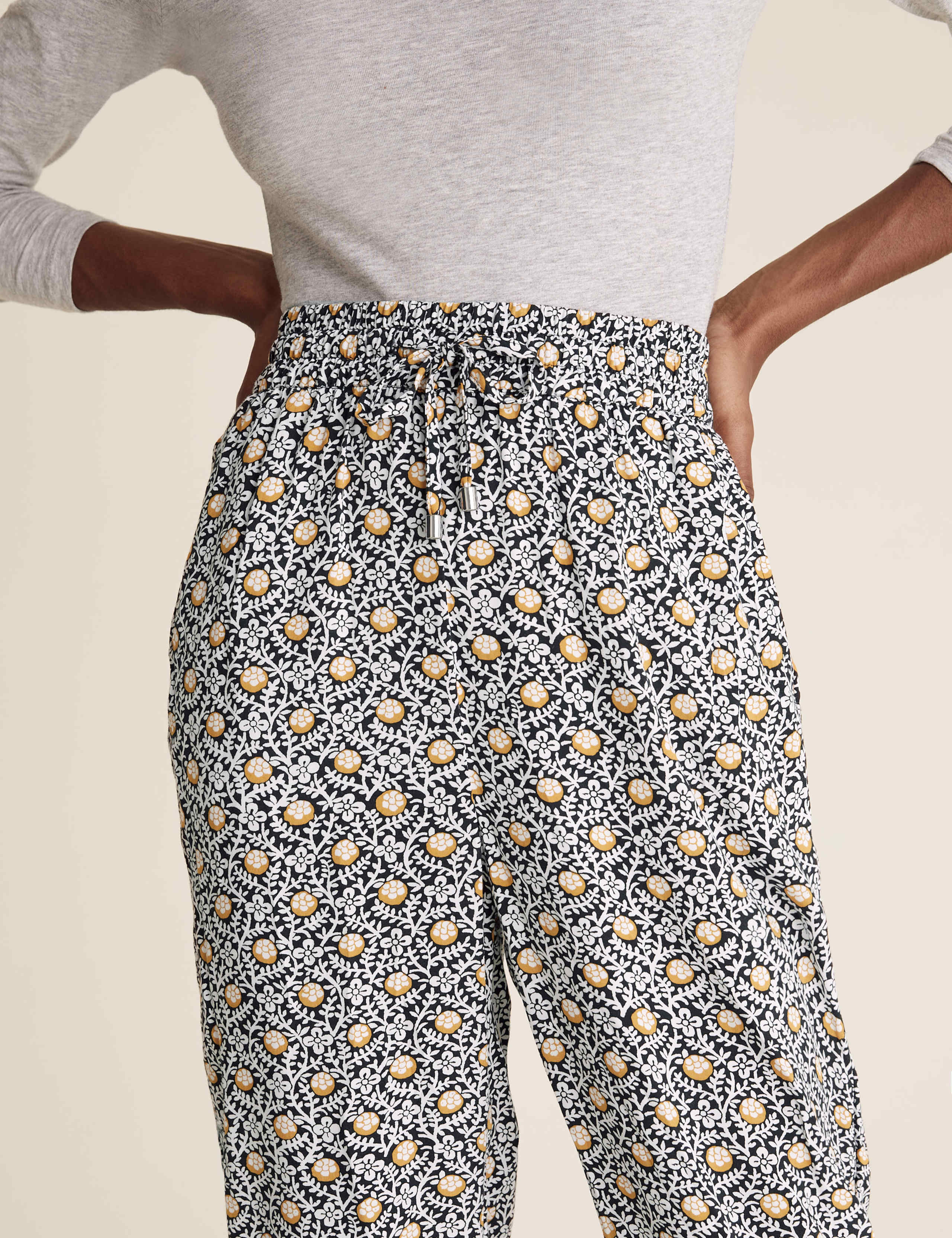 Floral Tapered Ankle Grazer Trousers 2 of 4