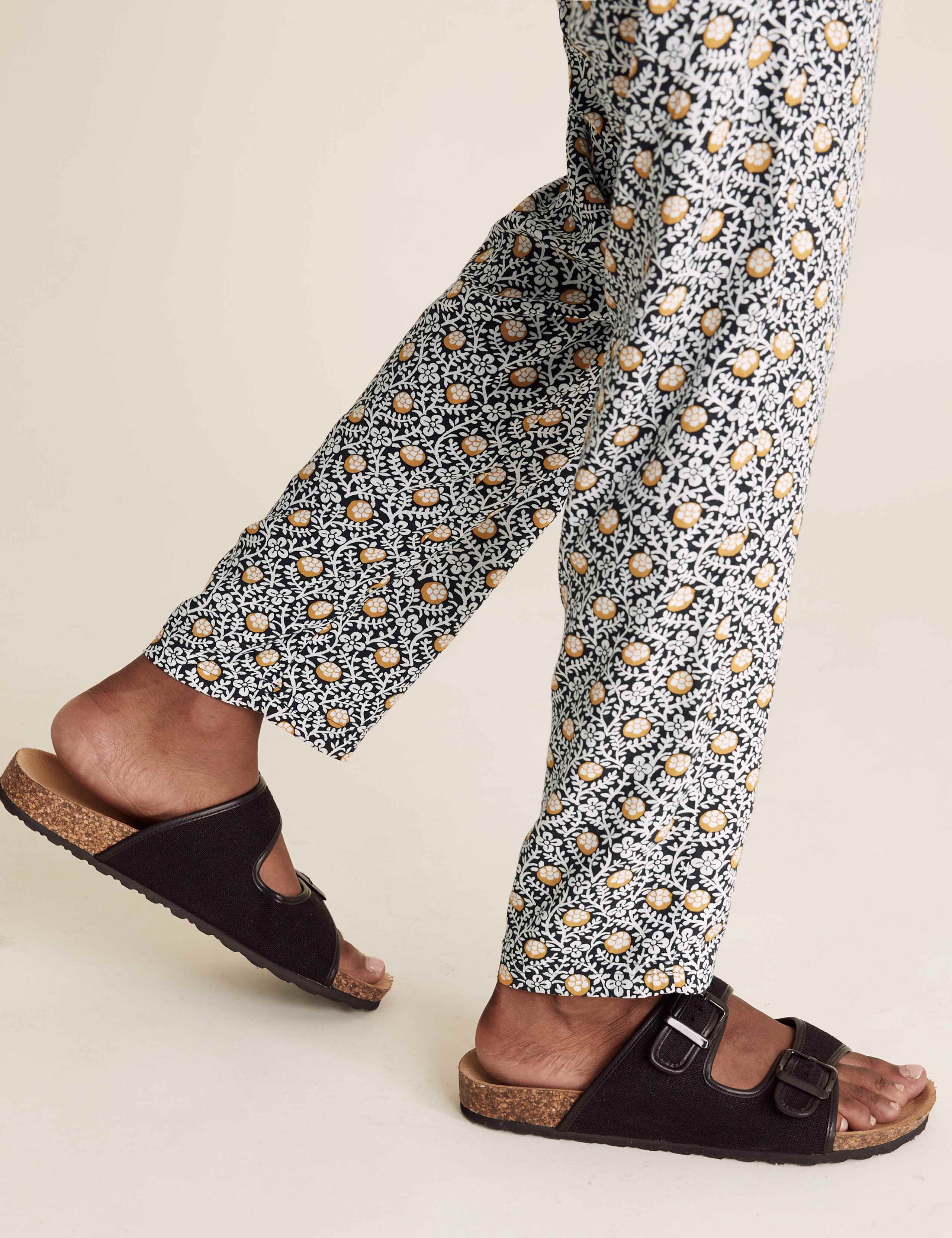 Floral Tapered Ankle Grazer Trousers 3 of 4