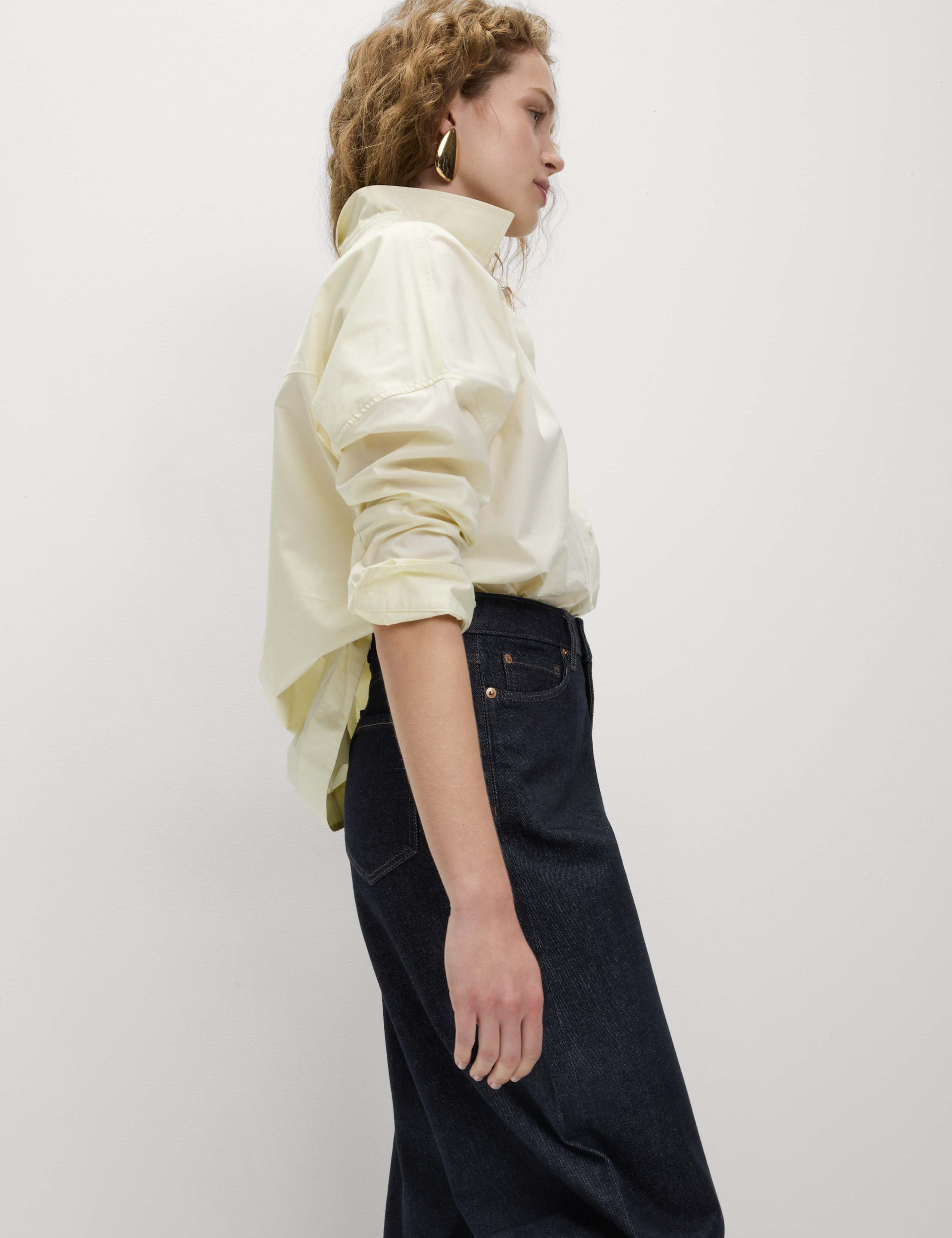 Relaxed Mid Rise Barrel Jeans 6 of 6