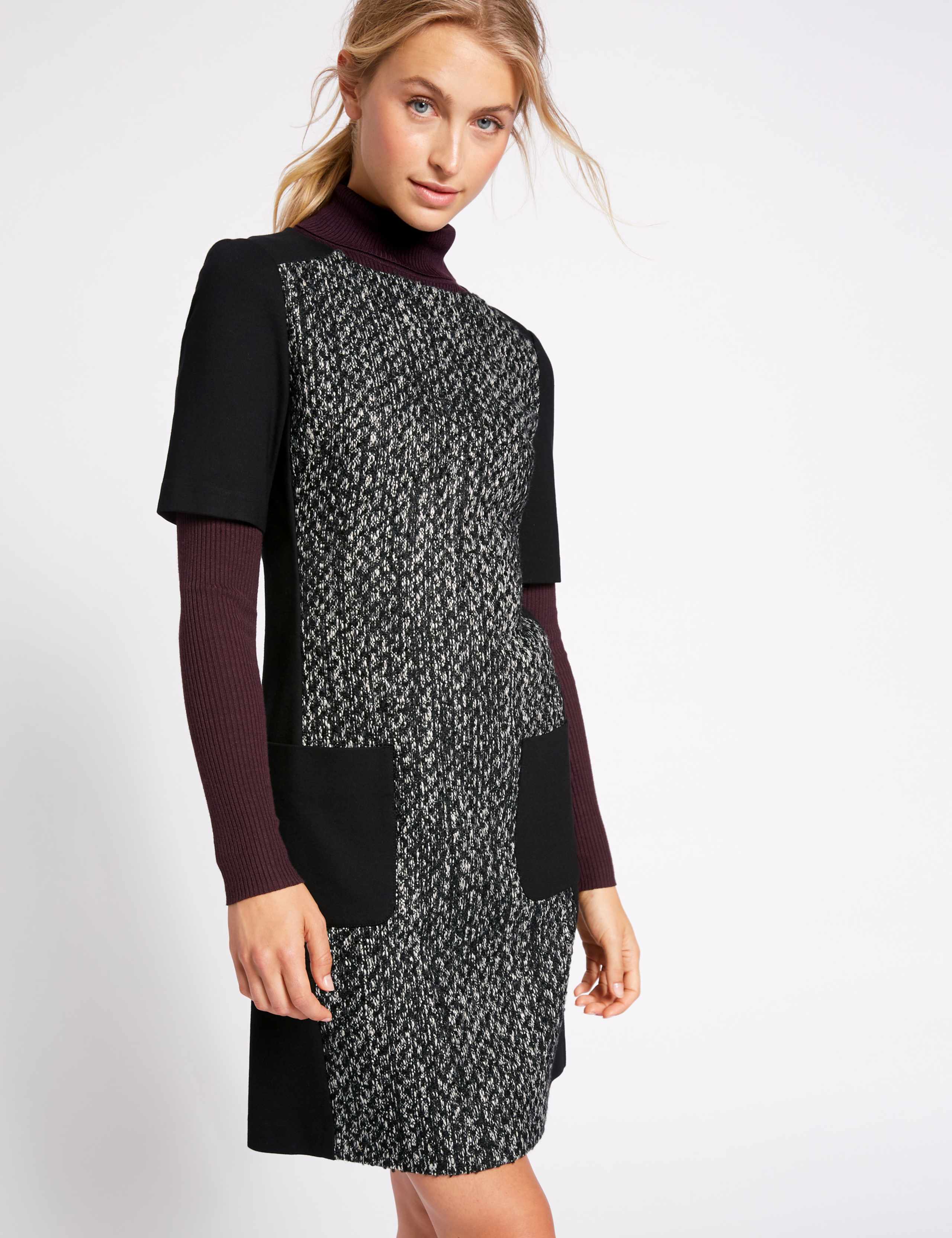 Textured Patch Pocket Tunic Dress 3 of 5