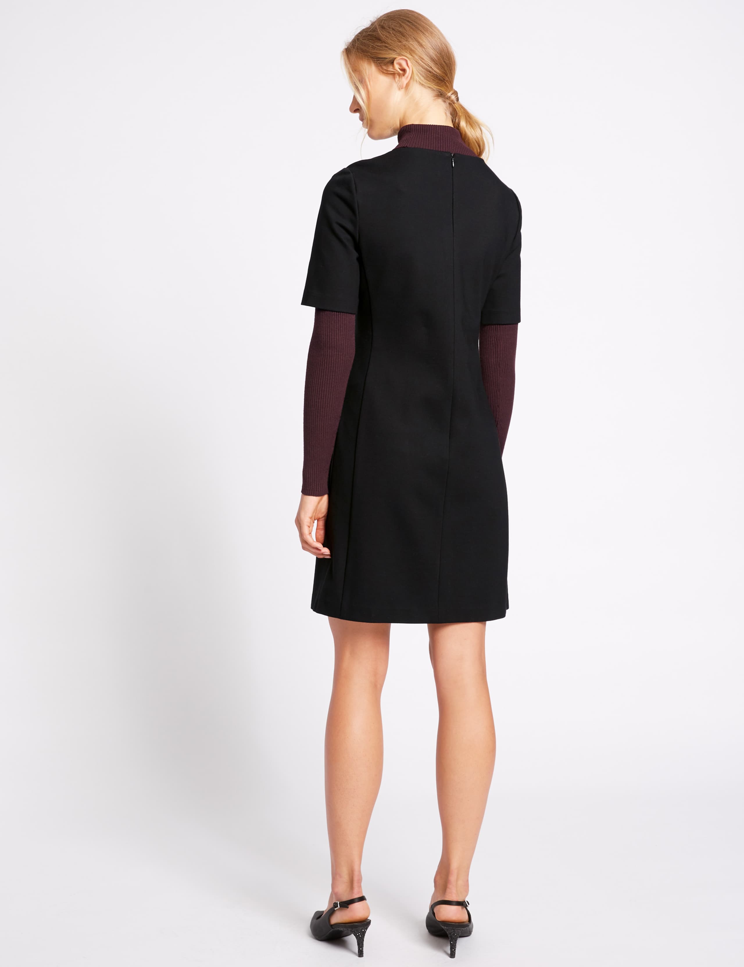 Textured Patch Pocket Tunic Dress 4 of 5