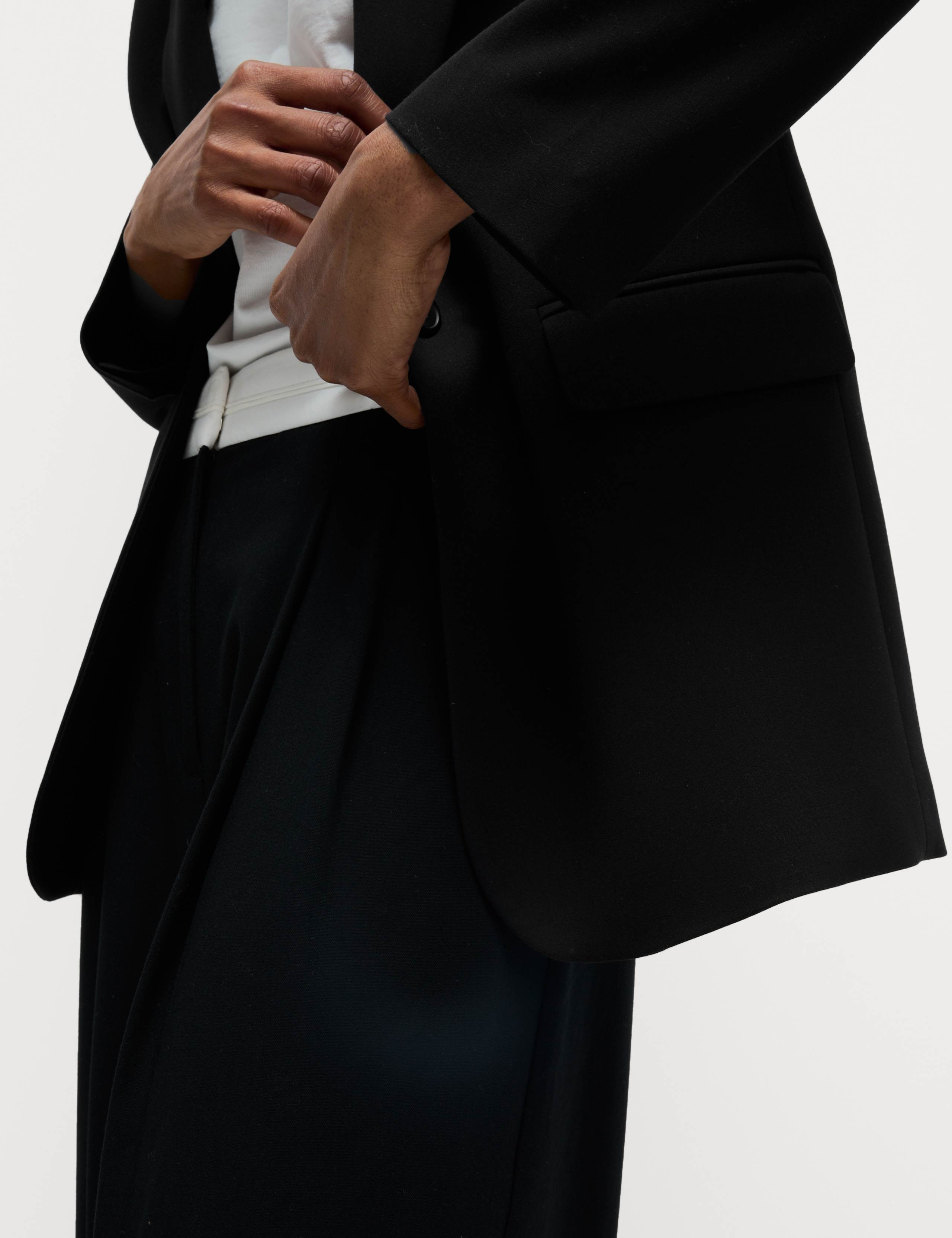Relaxed Single Breasted Blazer 3 of 6