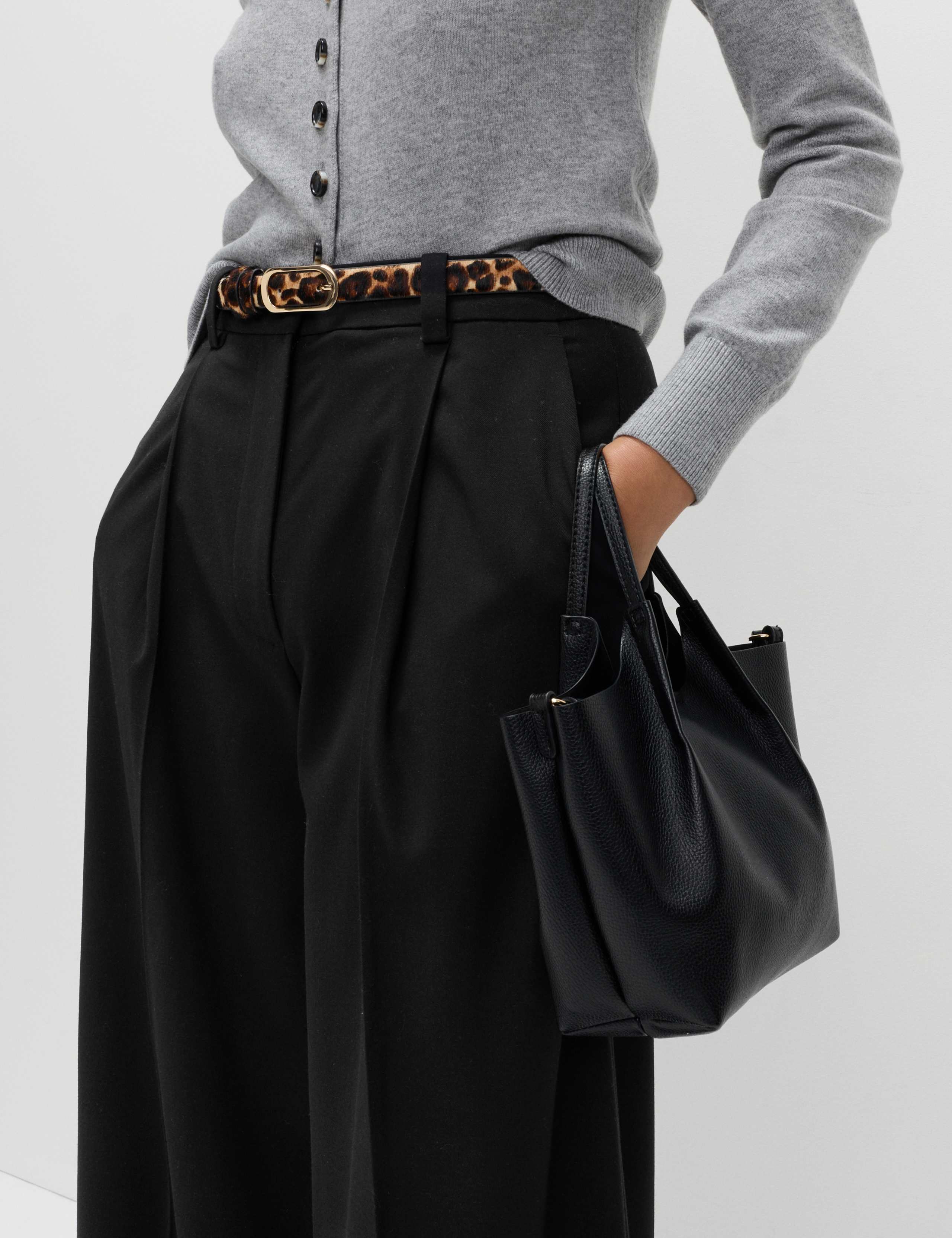 Single Pleat Wide Leg Trousers 4 of 5