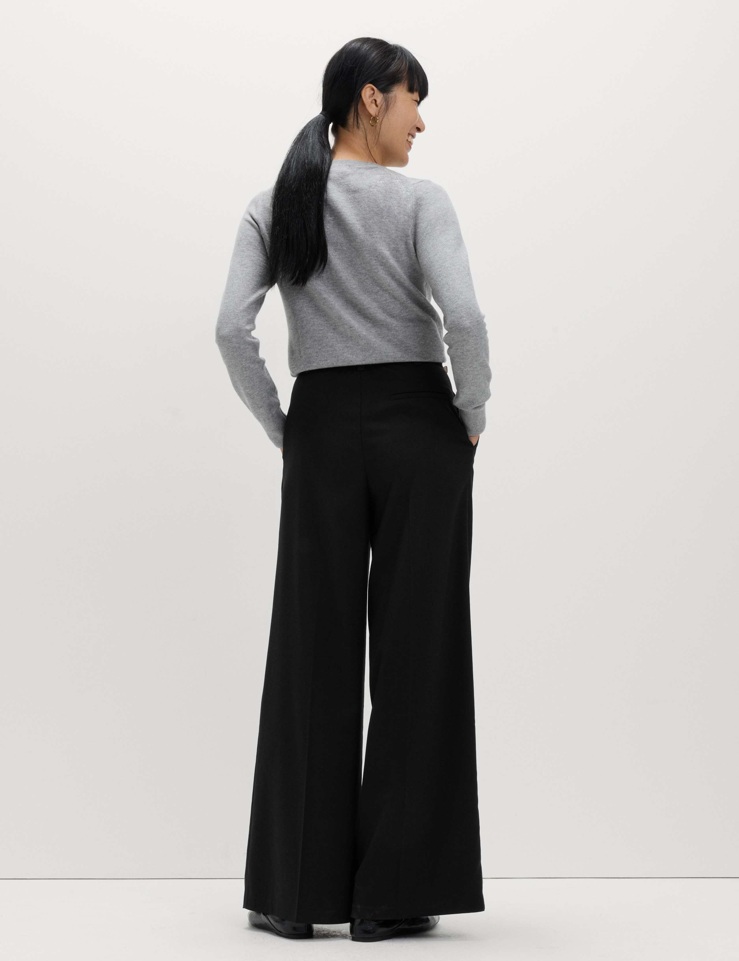 Single Pleat Wide Leg Trousers 5 of 5
