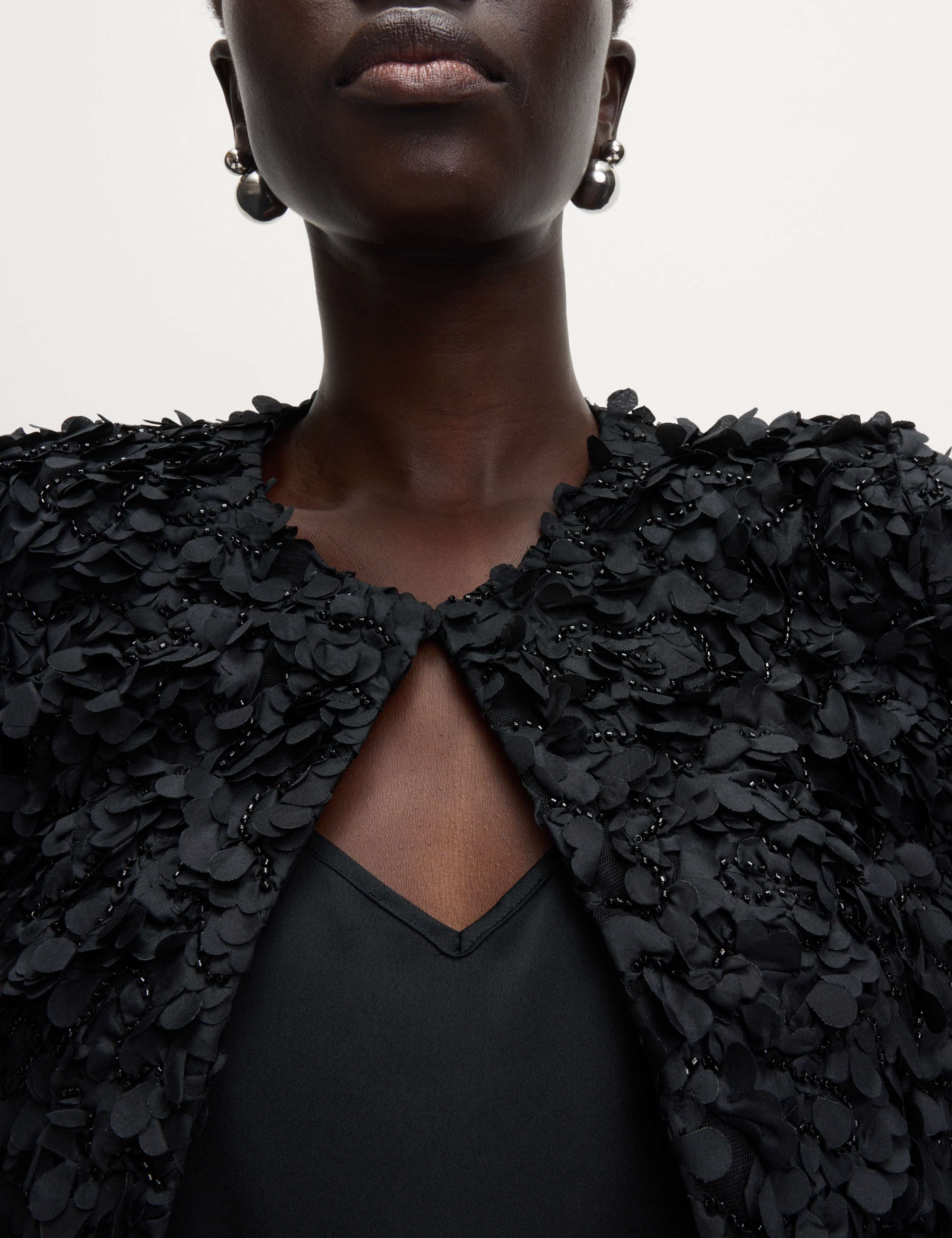 Mesh Textured Beaded Edge to Edge Jacket 3 of 7