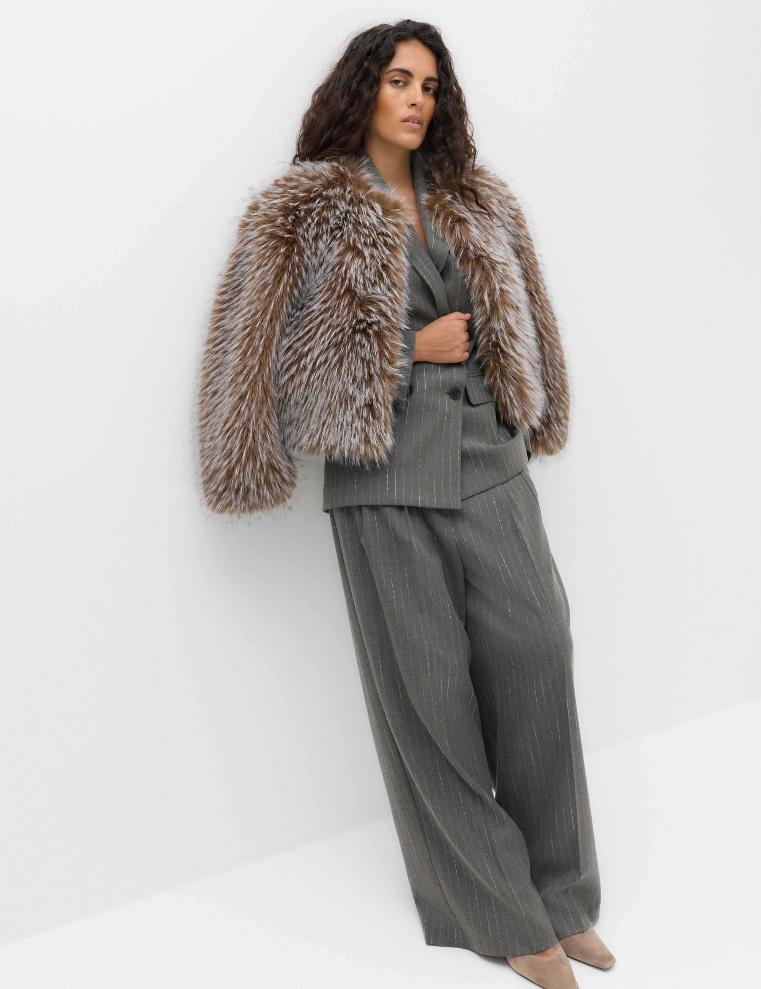 Pinstripe Double Breasted Blazer with Wool 4 of 7