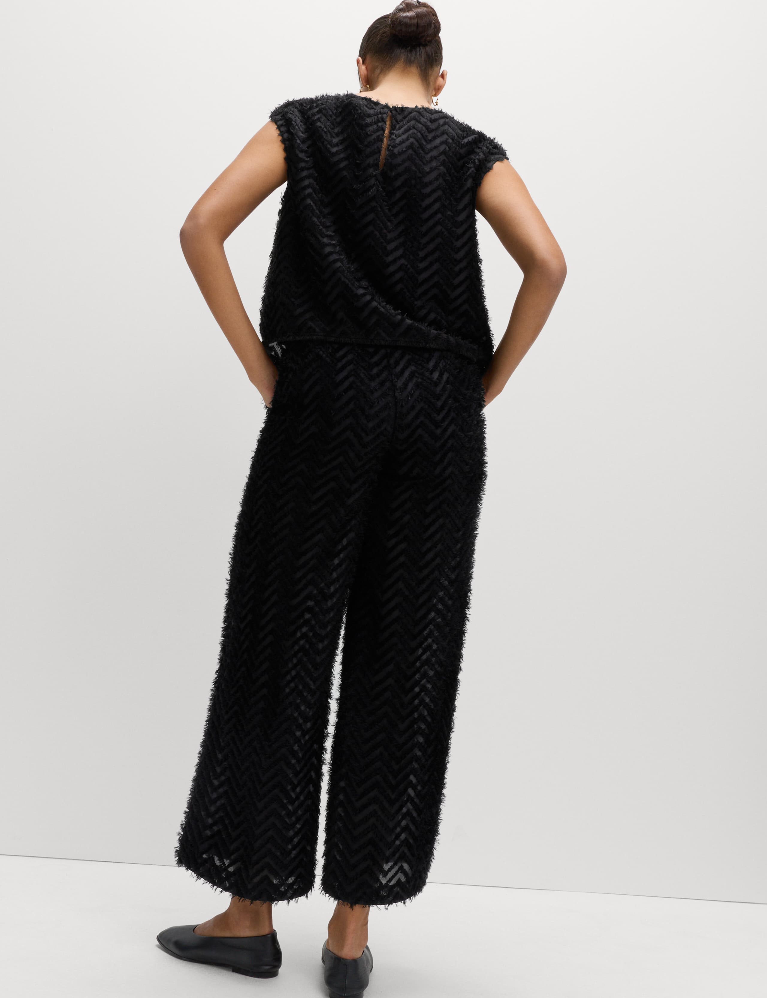 Textured Wide Leg Ankle Grazer Trousers 4 of 7