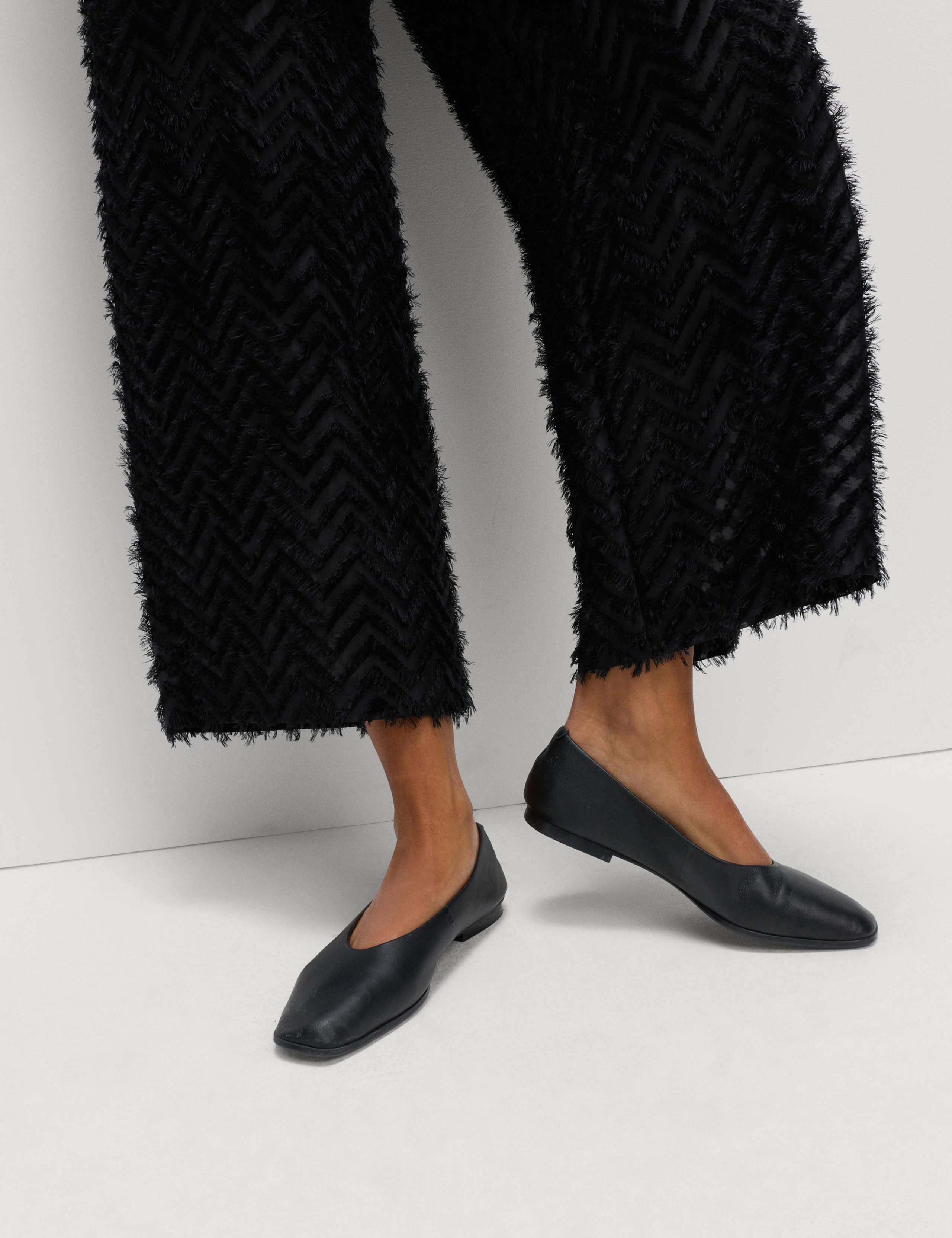 Textured Wide Leg Ankle Grazer Trousers 6 of 7