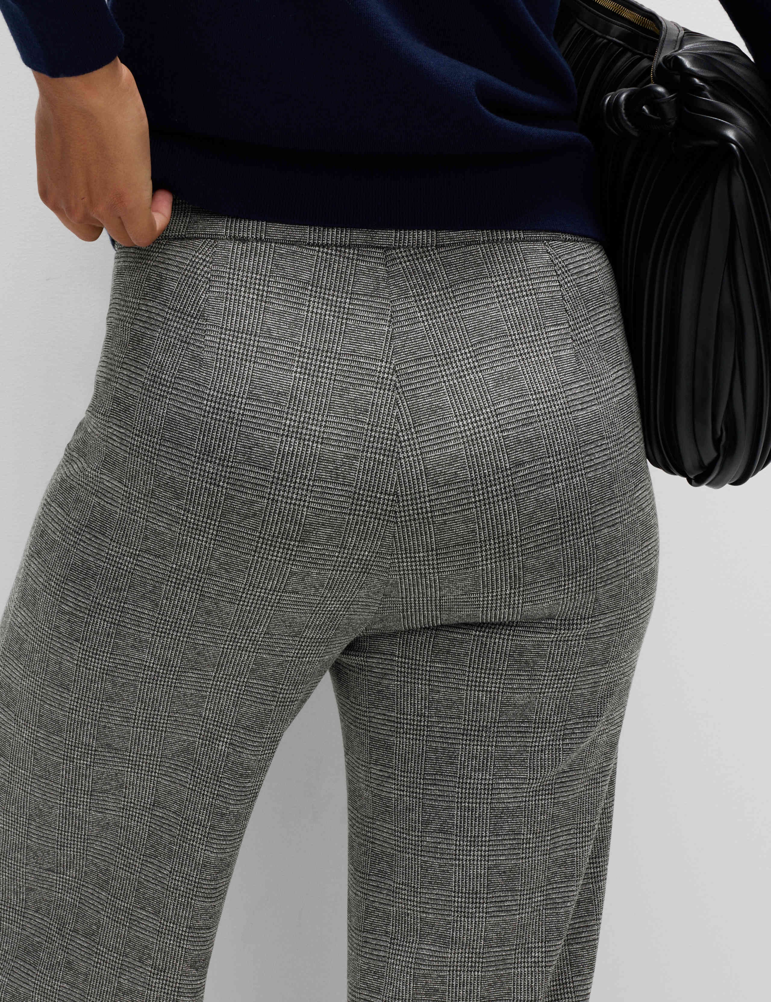 Jersey Checked Trousers 7 of 7