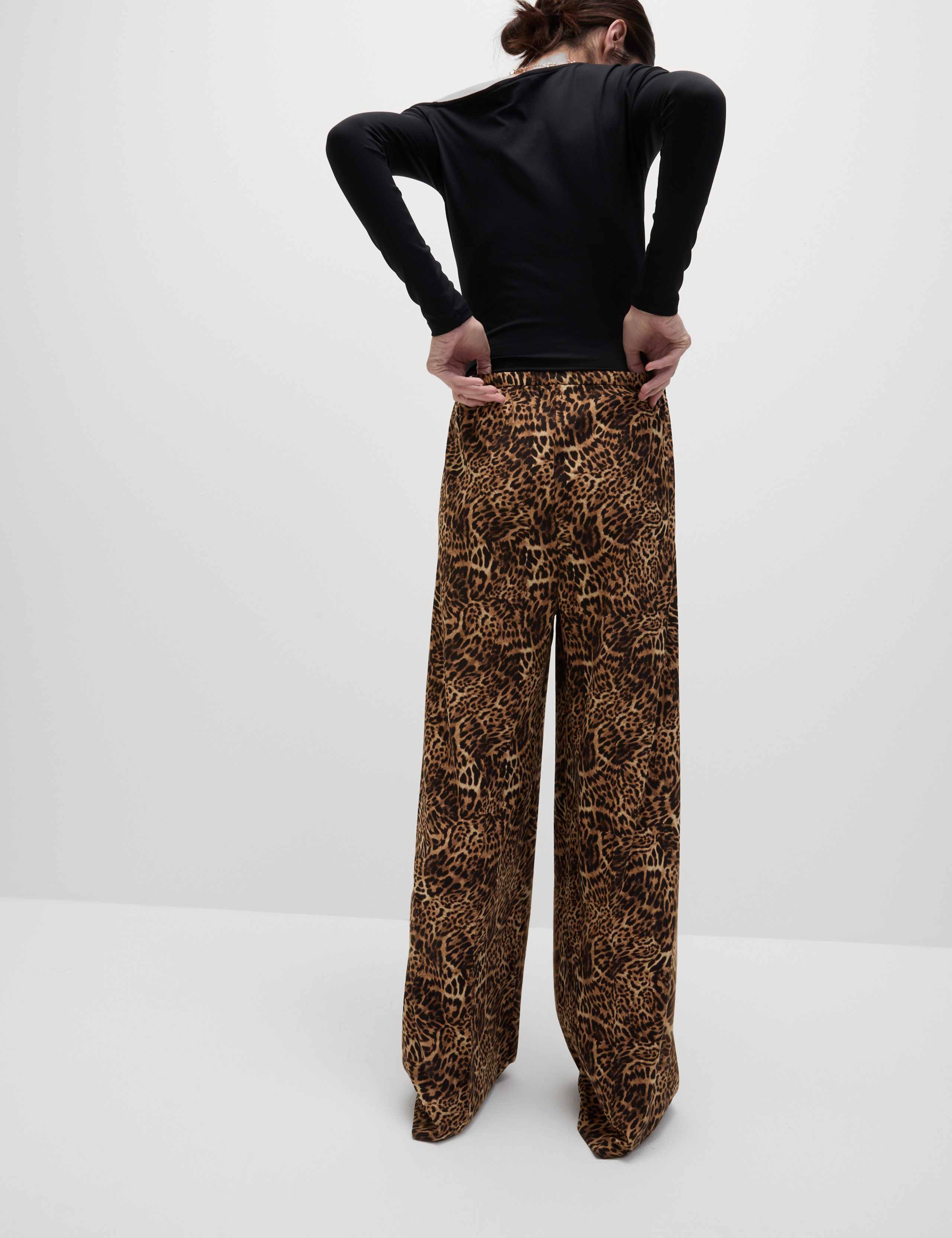 Print Wide Leg Trousers 6 of 6