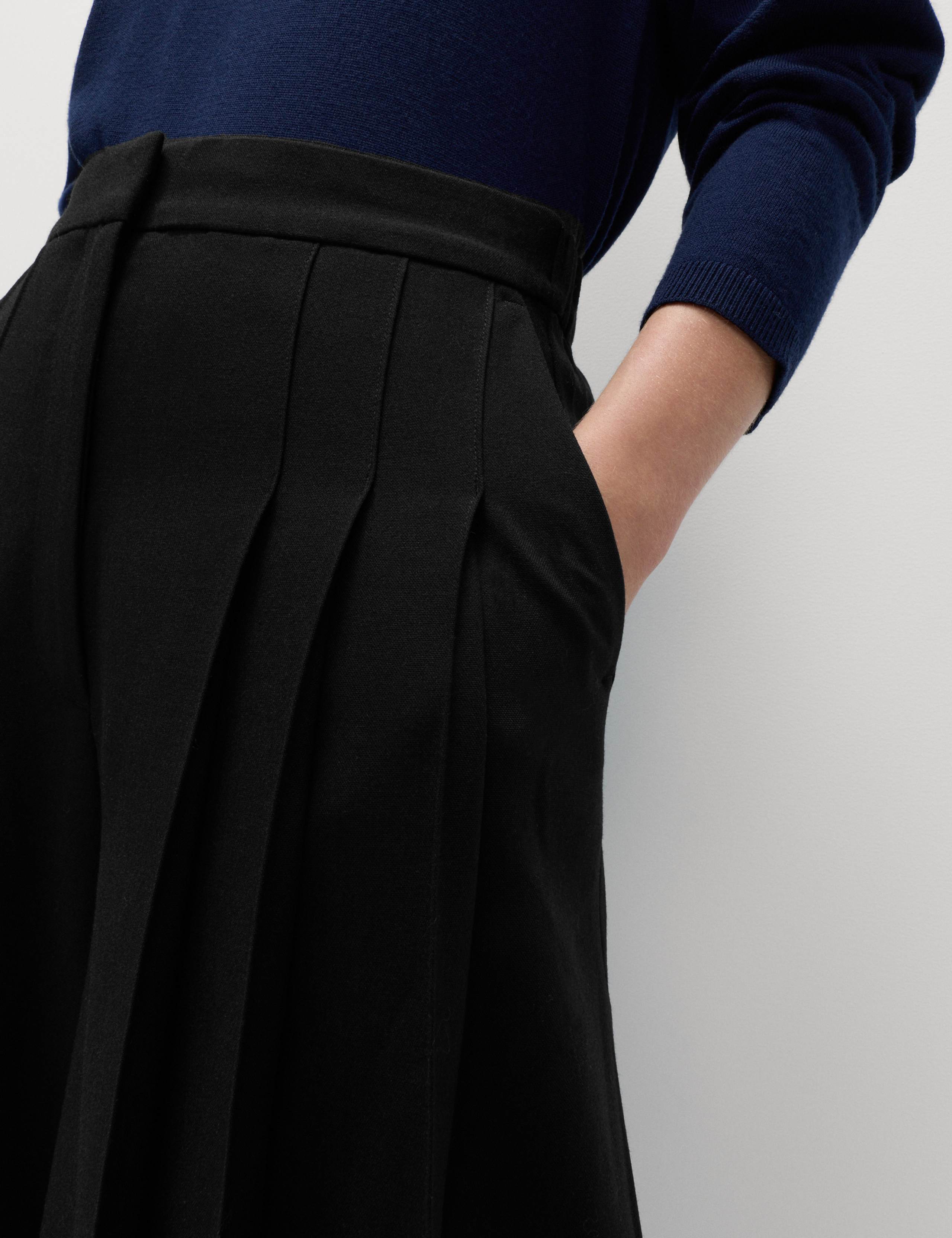 Wool Look Utility Pleated Short 3 of 6