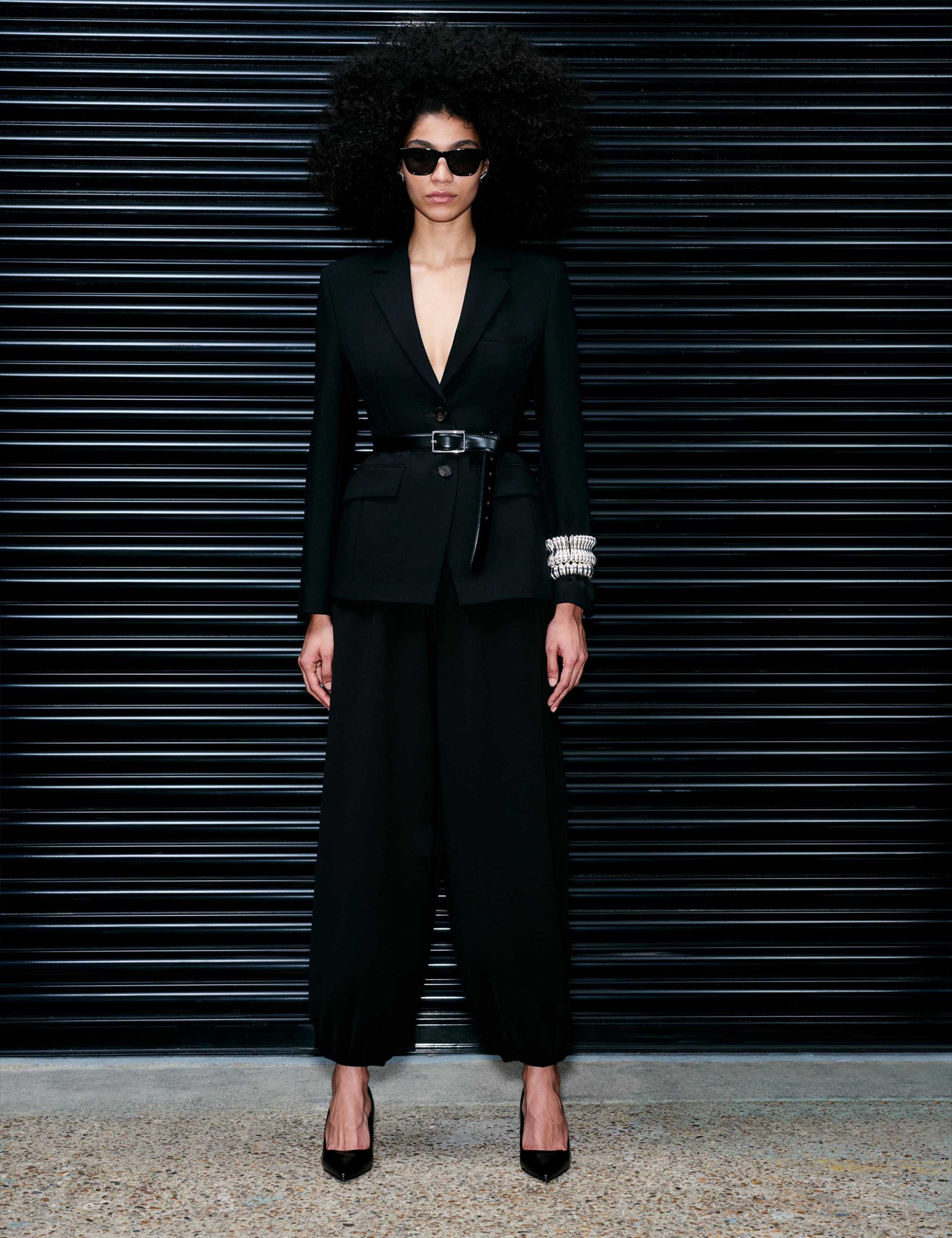 Tailored Cinched Waist Blazer 7 of 7