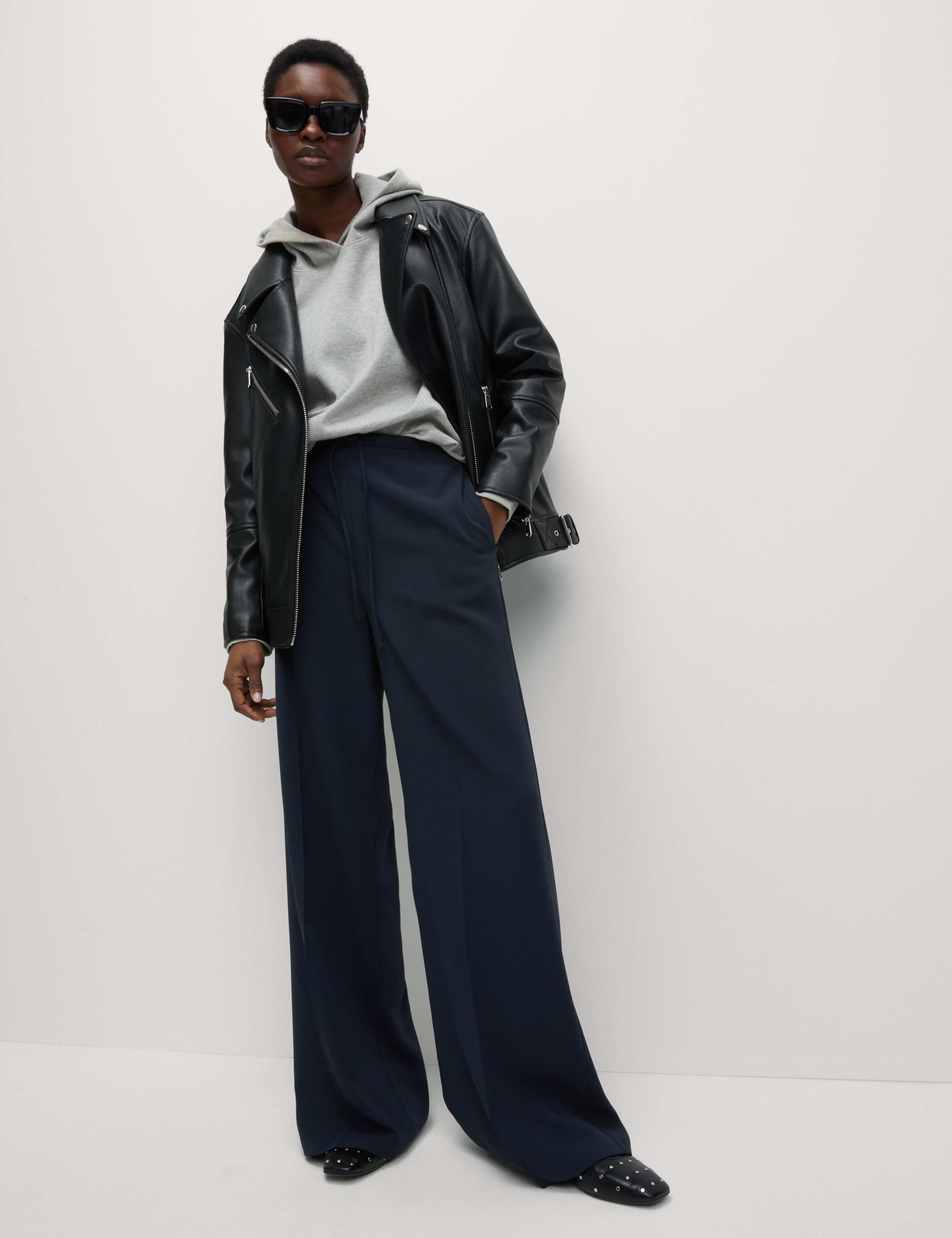 Crepe Elasticated Waist Wide Leg Trousers 1 of 5