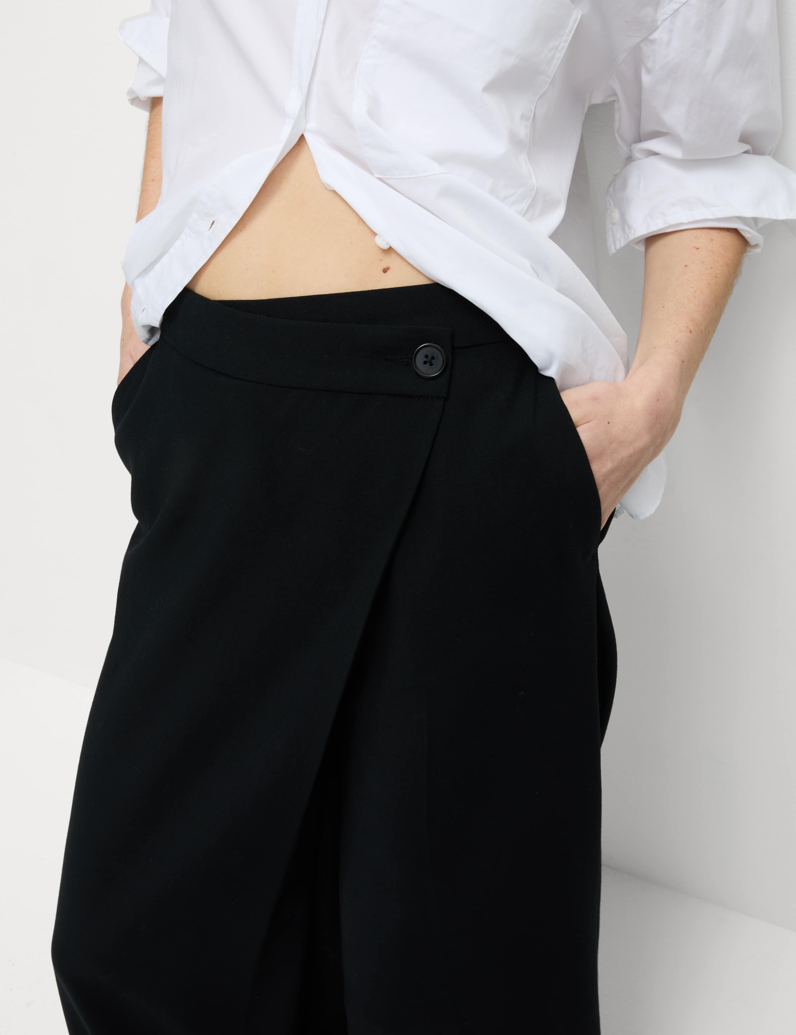 Wide Leg Trousers 4 of 5