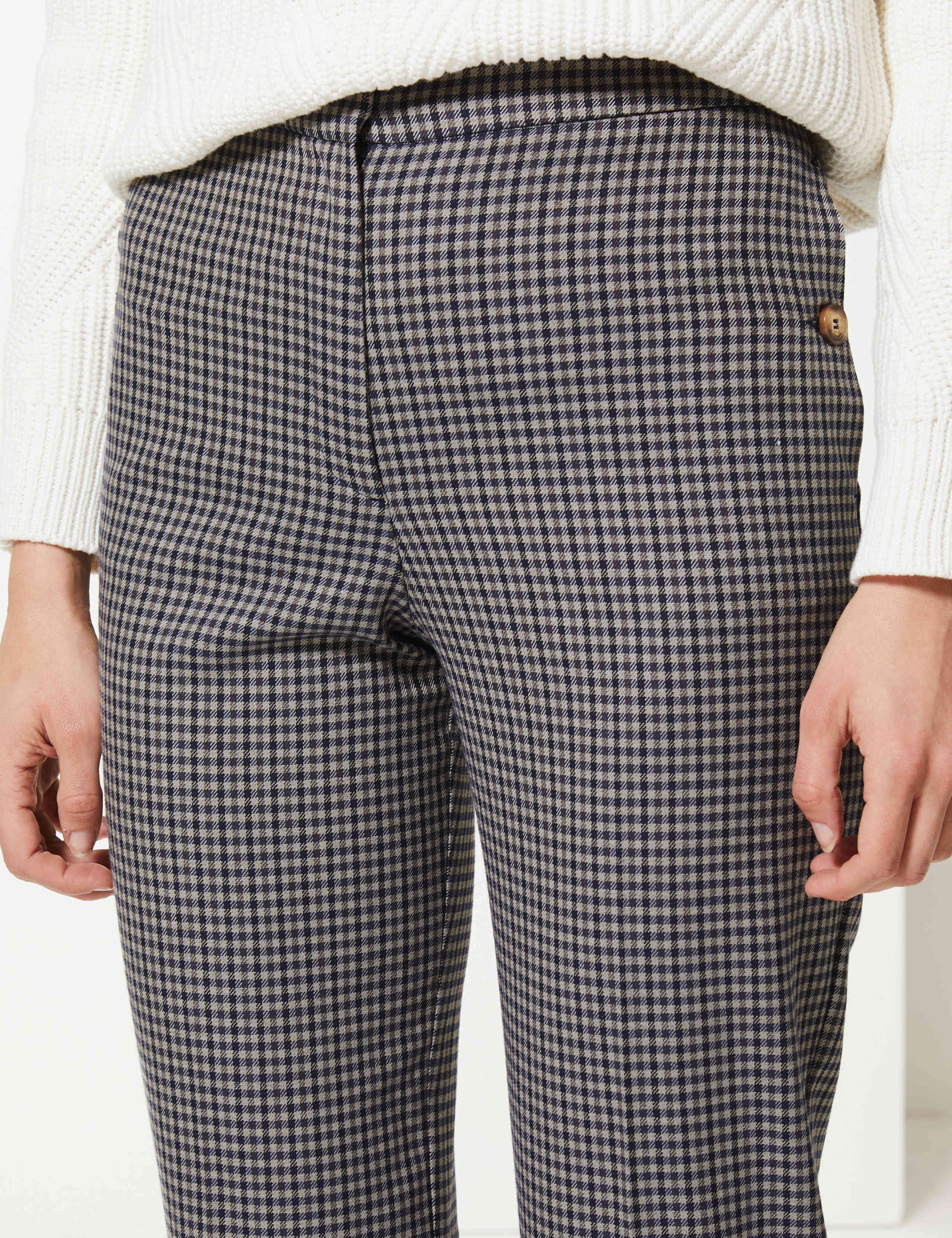 Evie Straight Leg Checked 7/8th Trousers 4 of 5