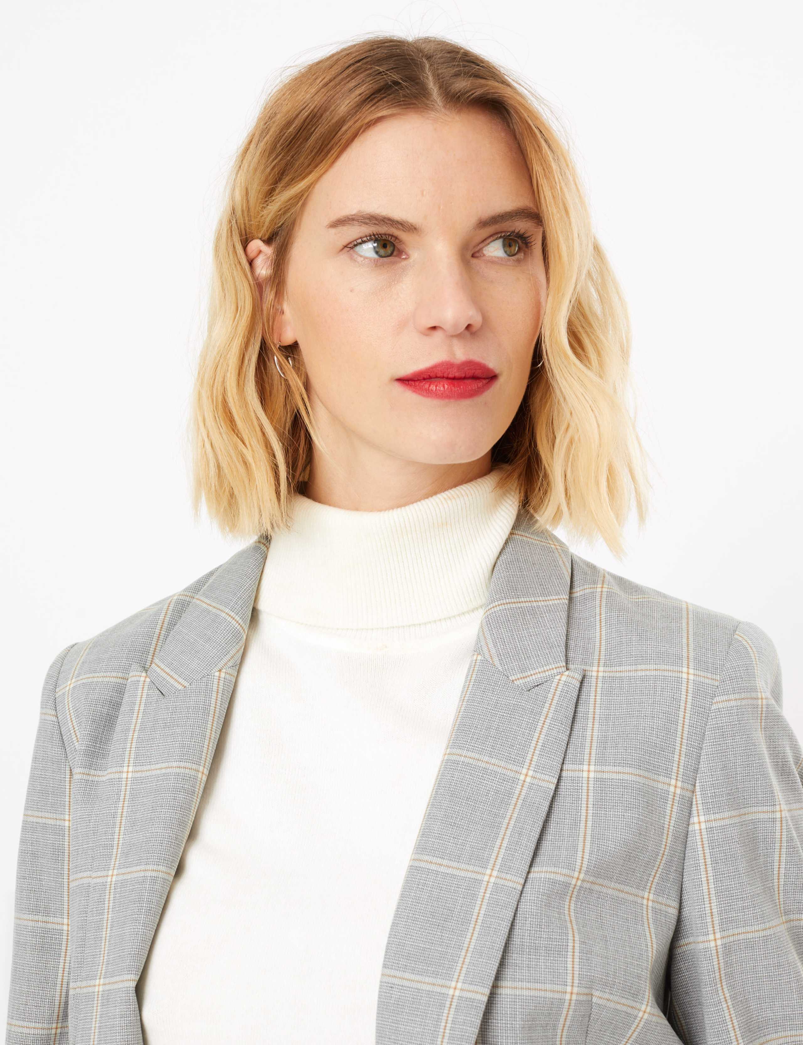Relaxed Ruched Sleeve Checked Blazer 6 of 6