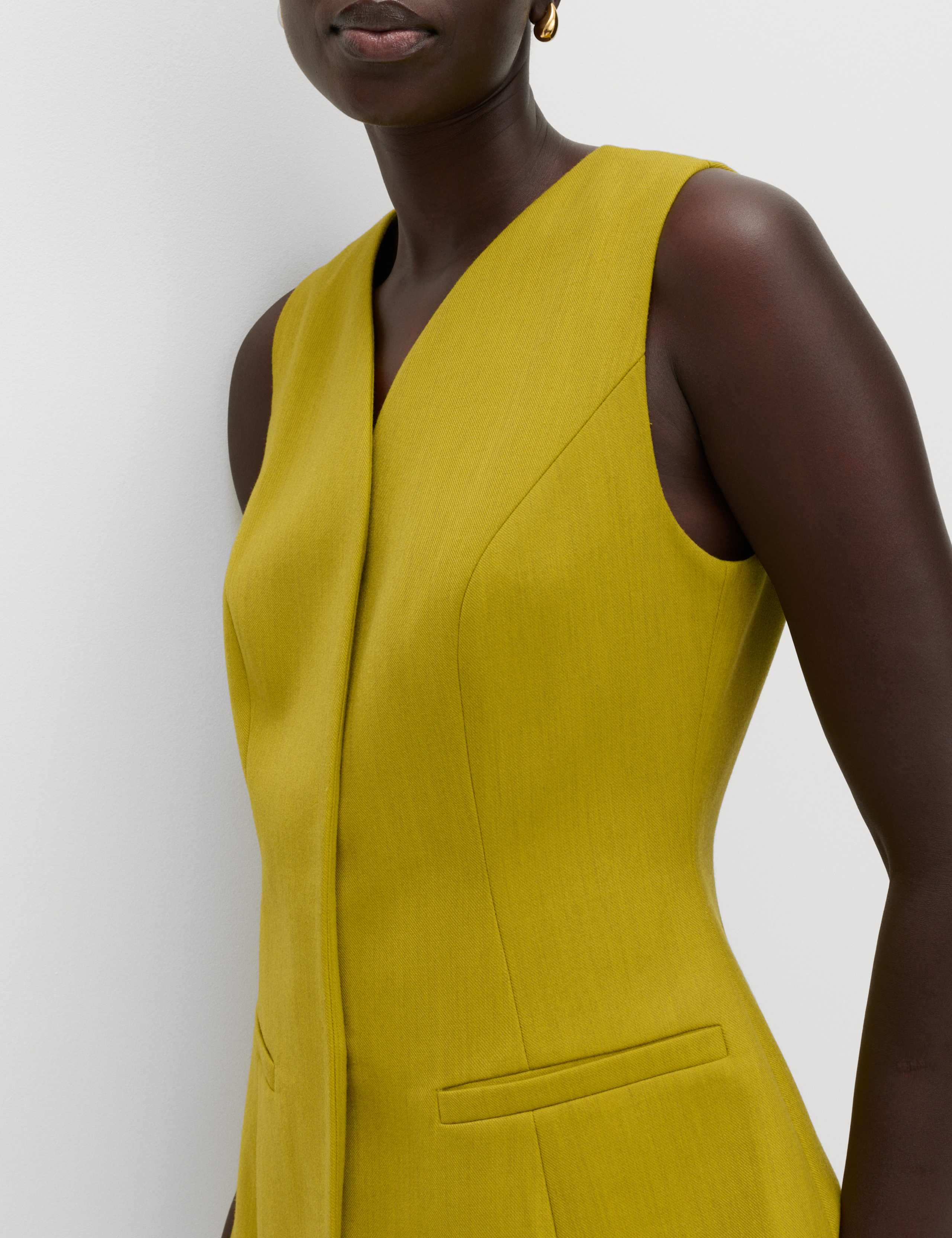 Sculpted Waistcoat 4 of 5