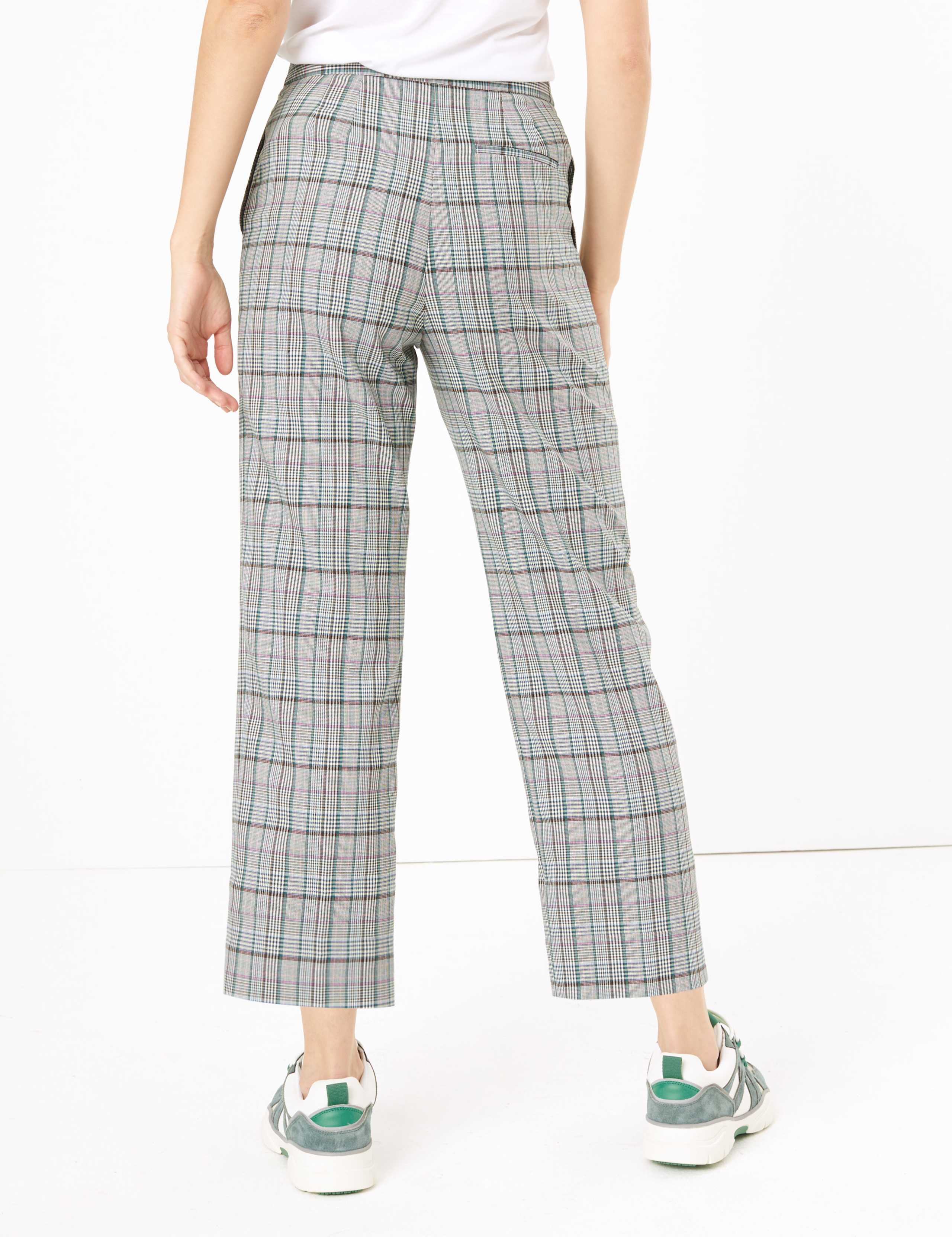 Evie Checked Straight 7/8th Trousers 3 of 5