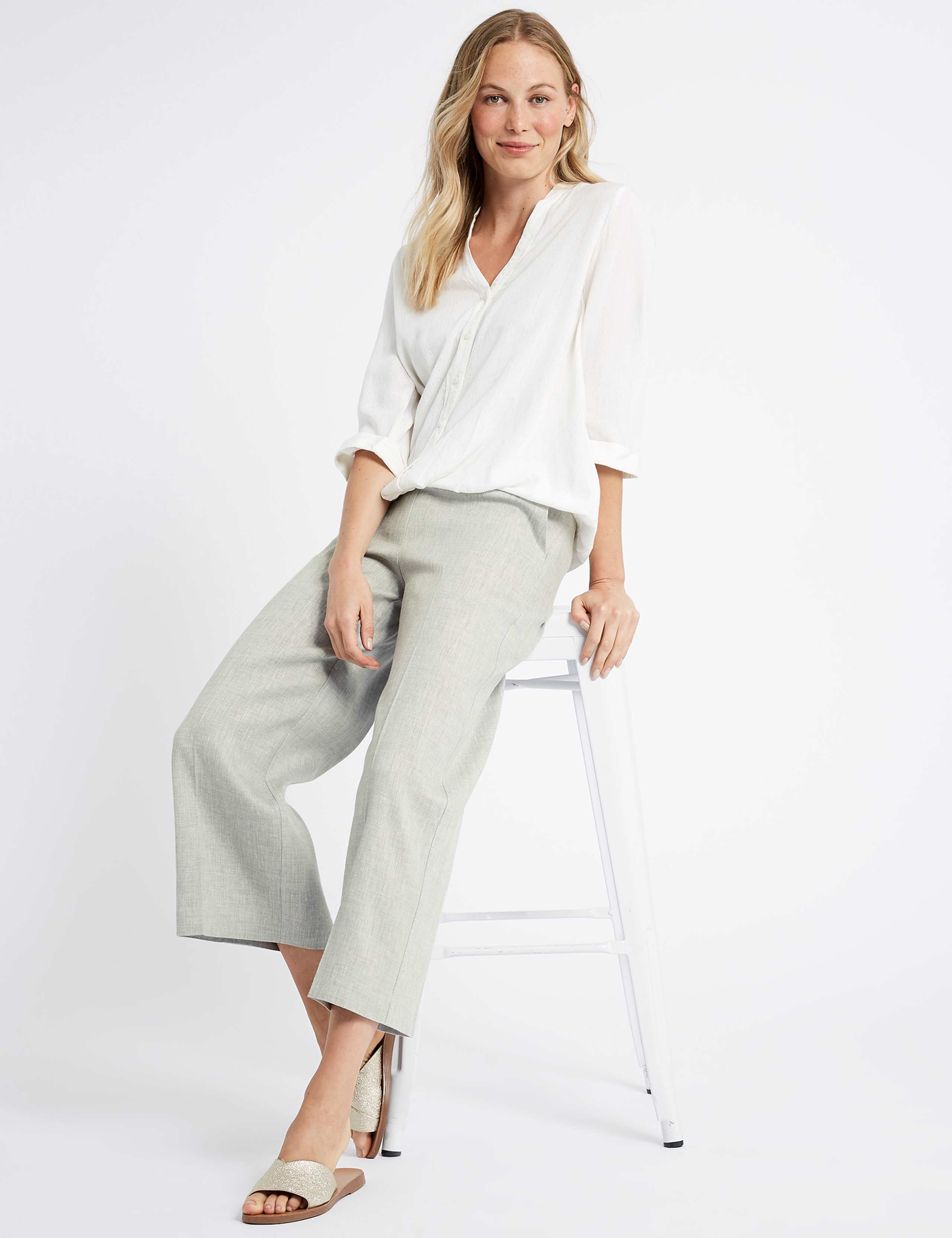 Linen Rich Wide Leg Cropped Trousers 2 of 5