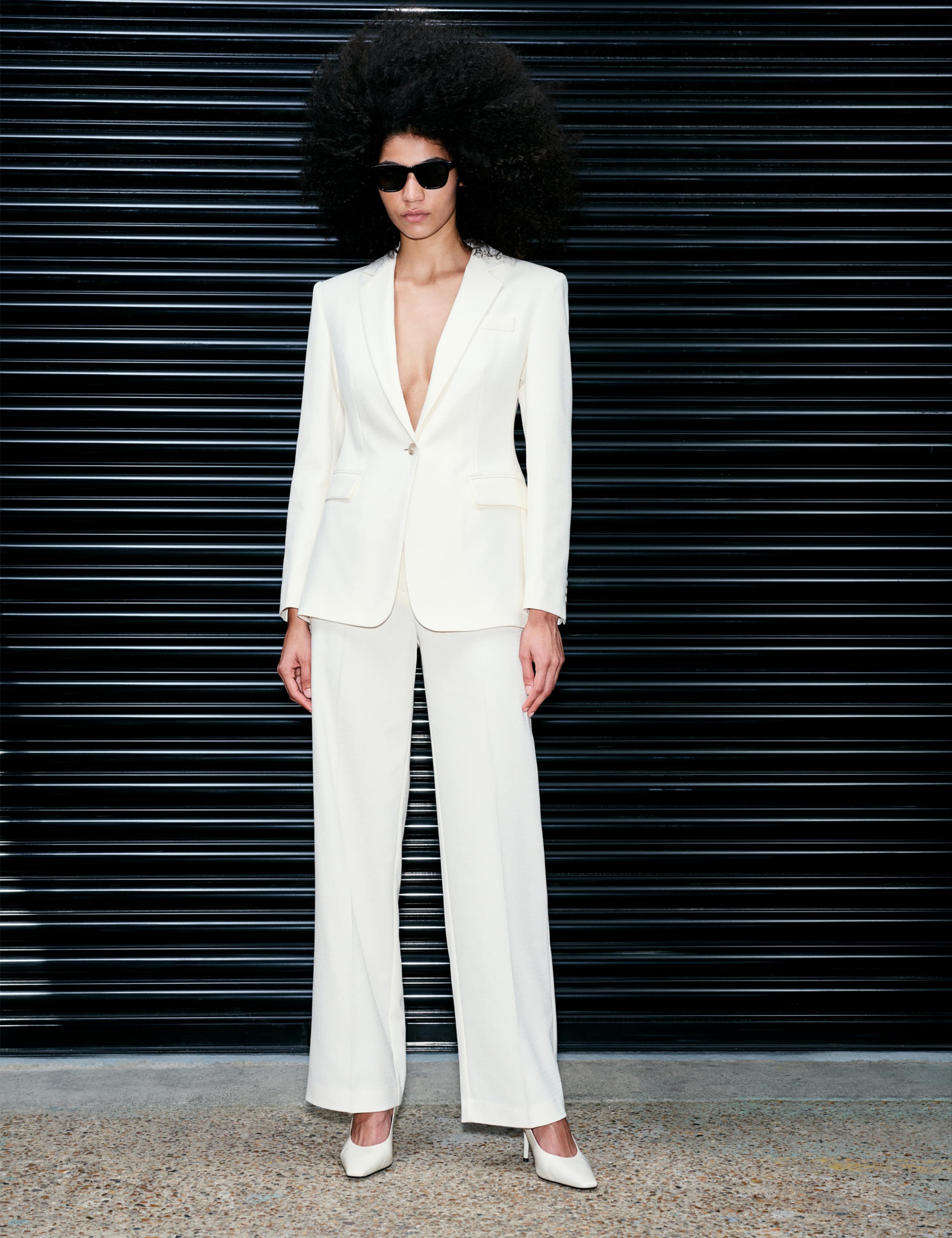 Ultimate Tailored Single Breasted Blazer 9 of 9