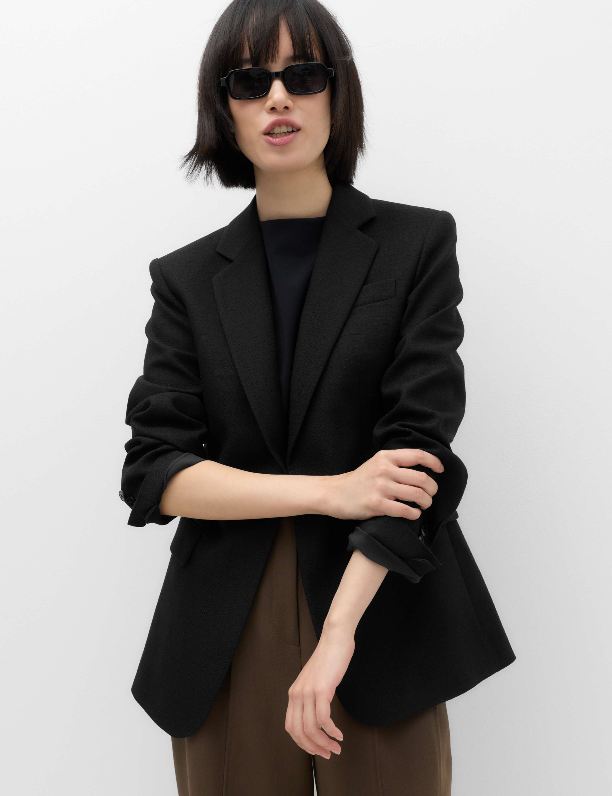 Ultimate Tailored Single Breasted Blazer 1 of 6