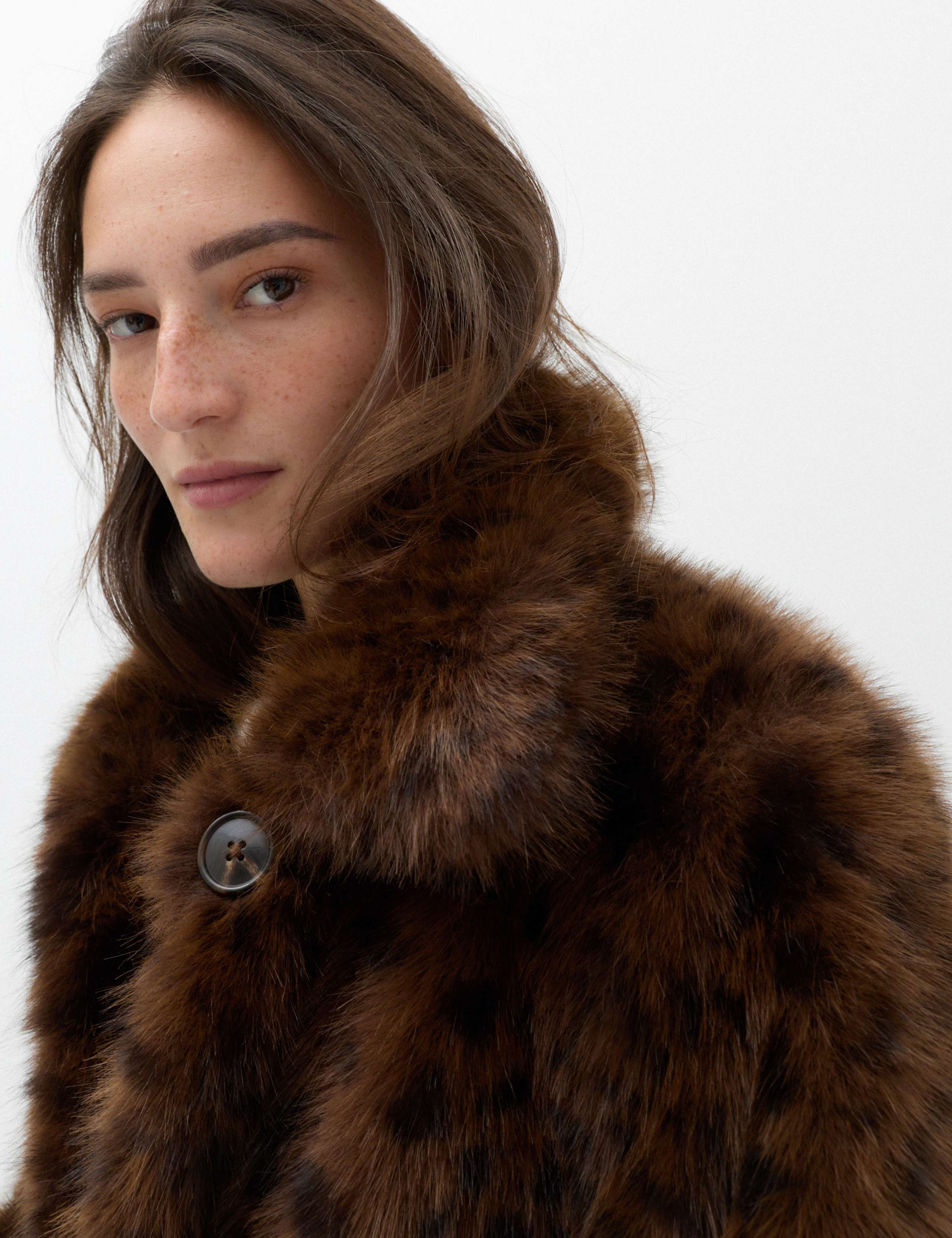 Faux Fur Leopard Print Collared Short Jacket 3 of 6