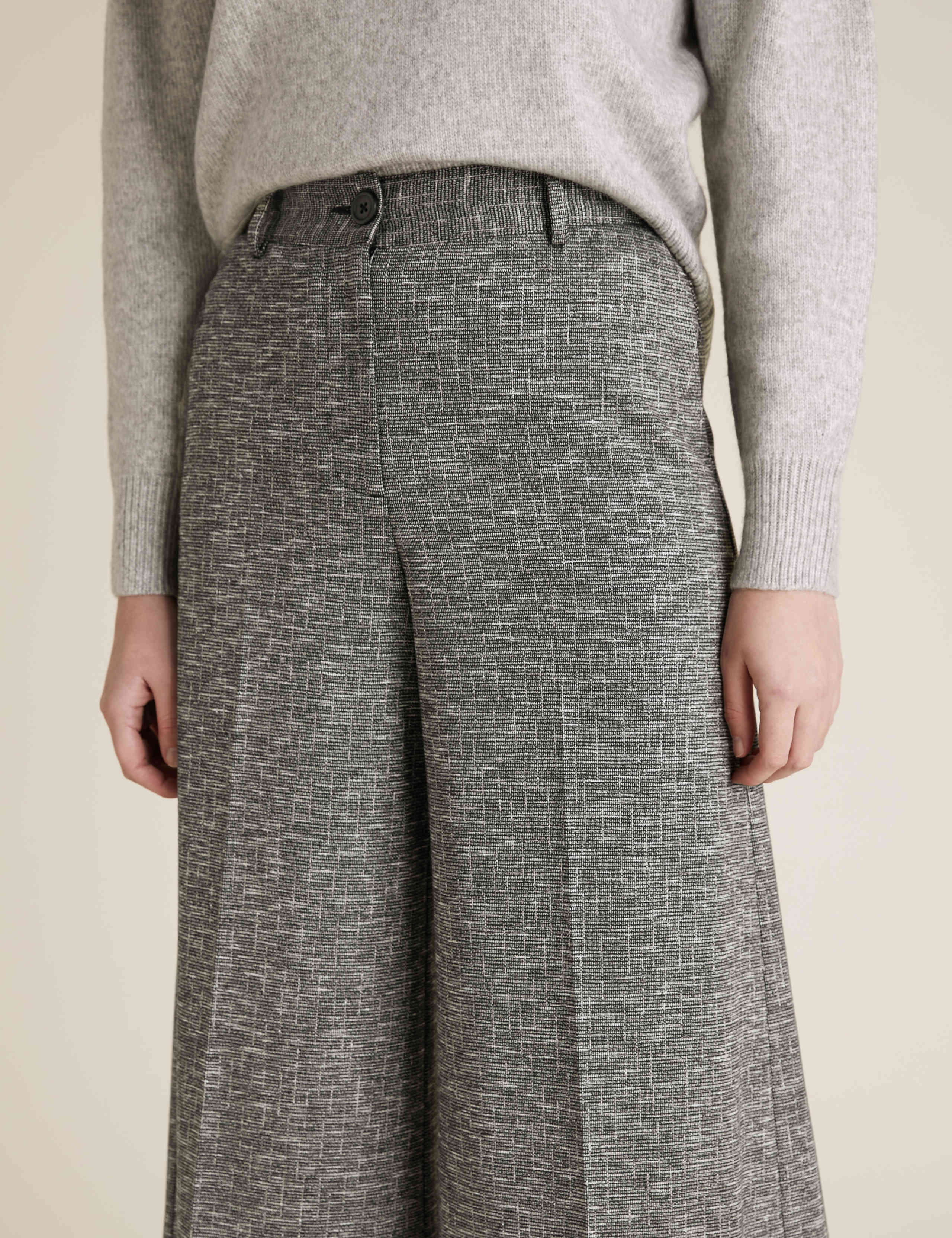 Textured Culottes 3 of 4