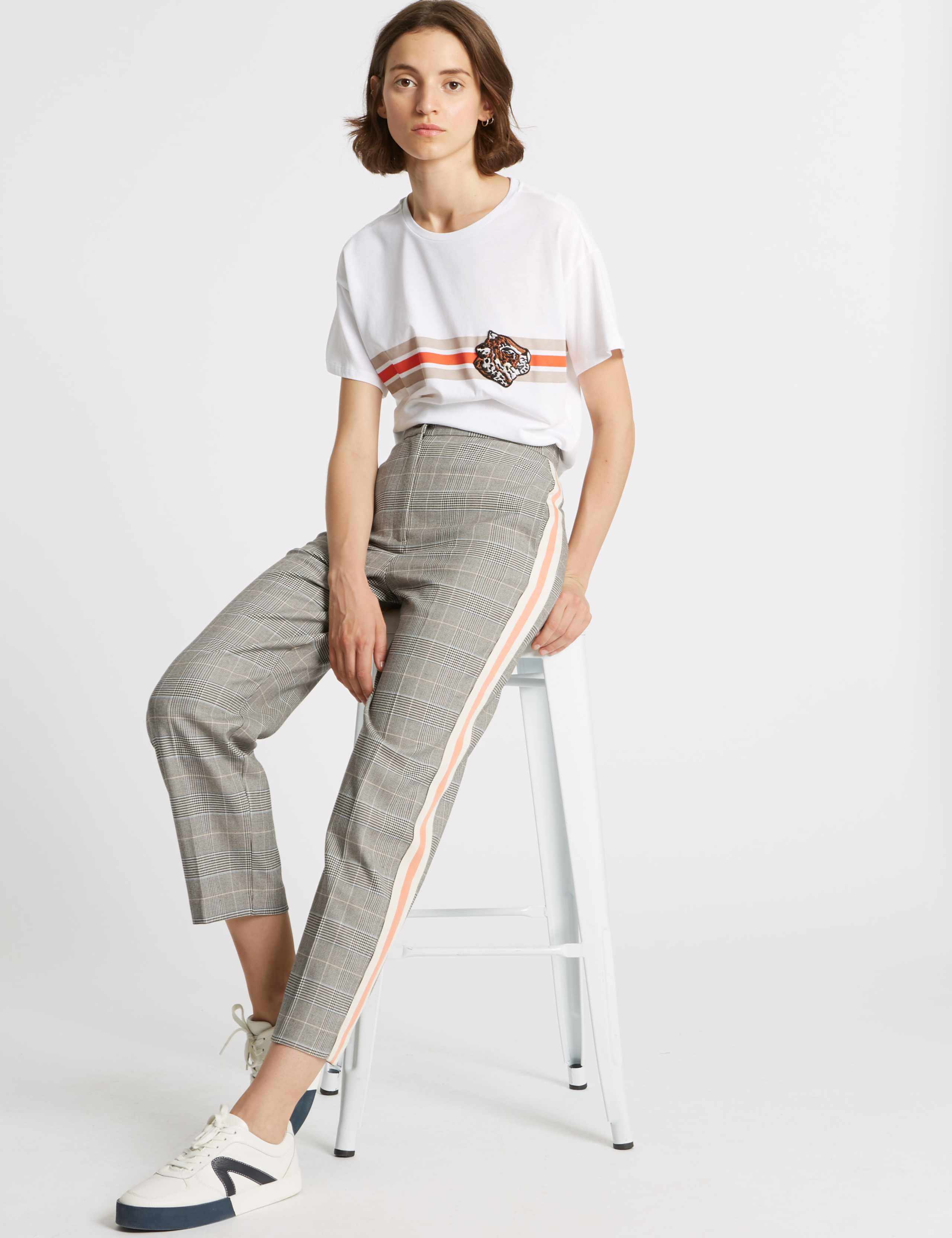 Checked Side Stripe Tapered Leg Trousers 3 of 7