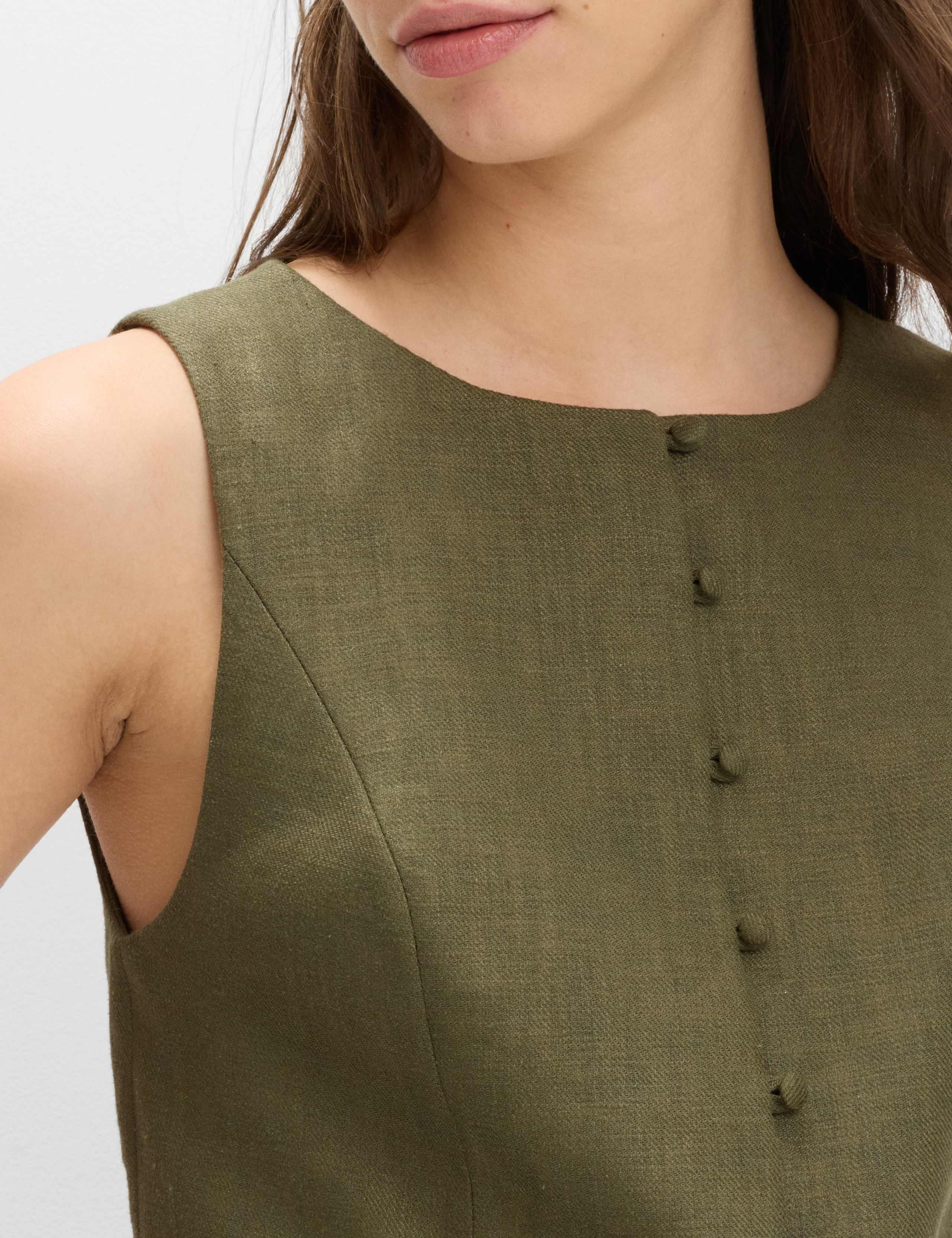 Linen Rich Twill Button Through Waistcoat 3 of 7