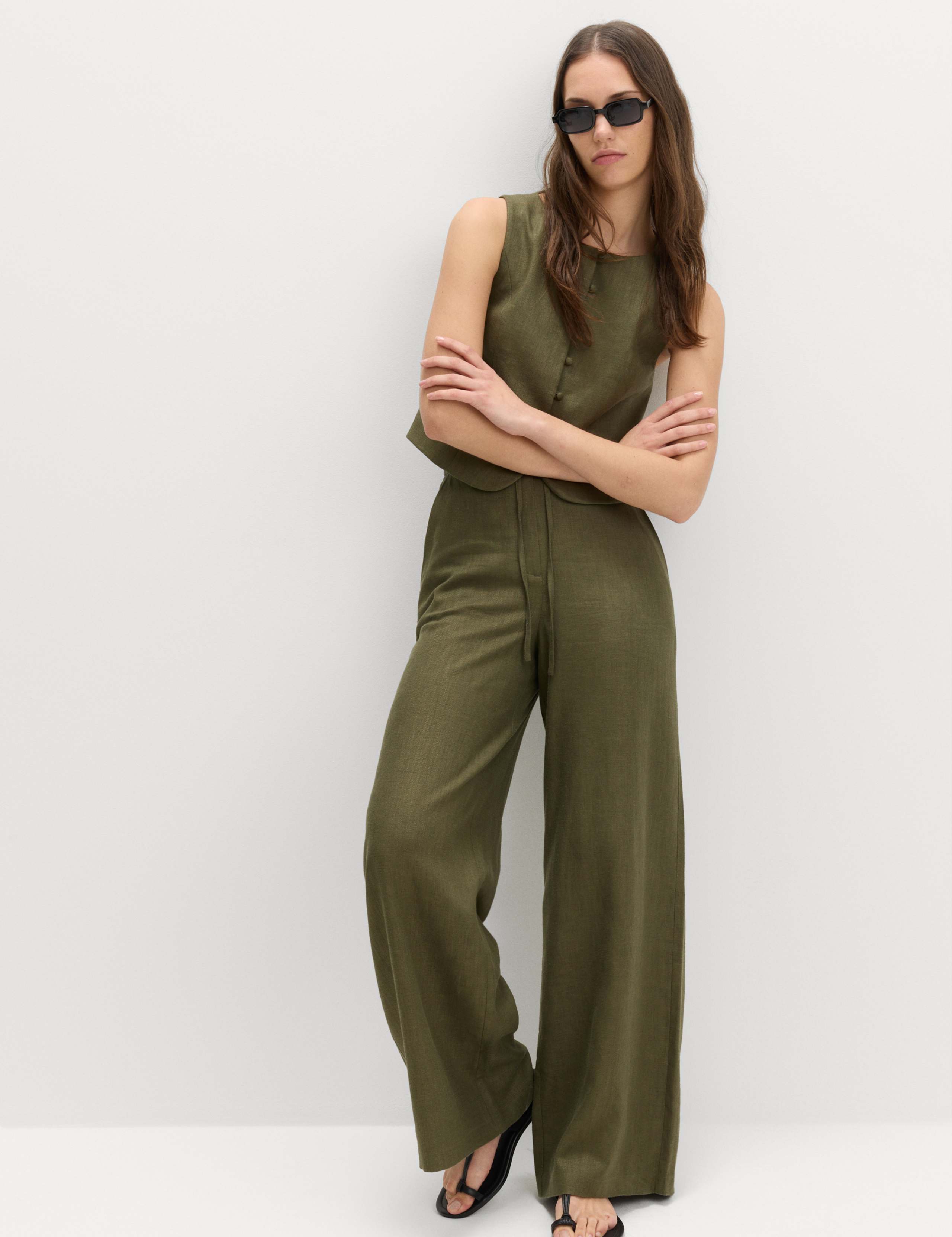 Linen Rich Twill Button Through Waistcoat 5 of 7