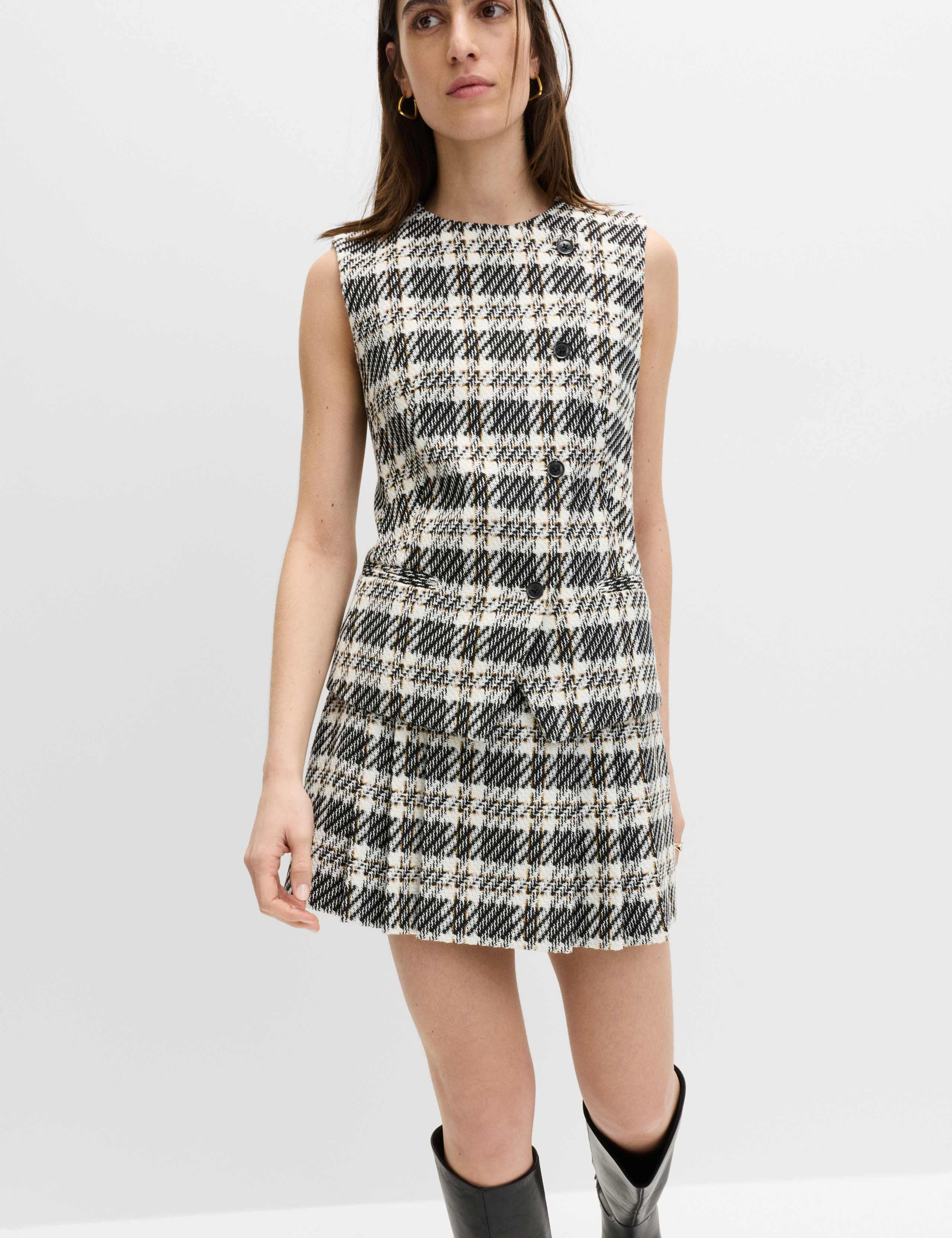 Checked Pleated Mini Skirt 3 of 5