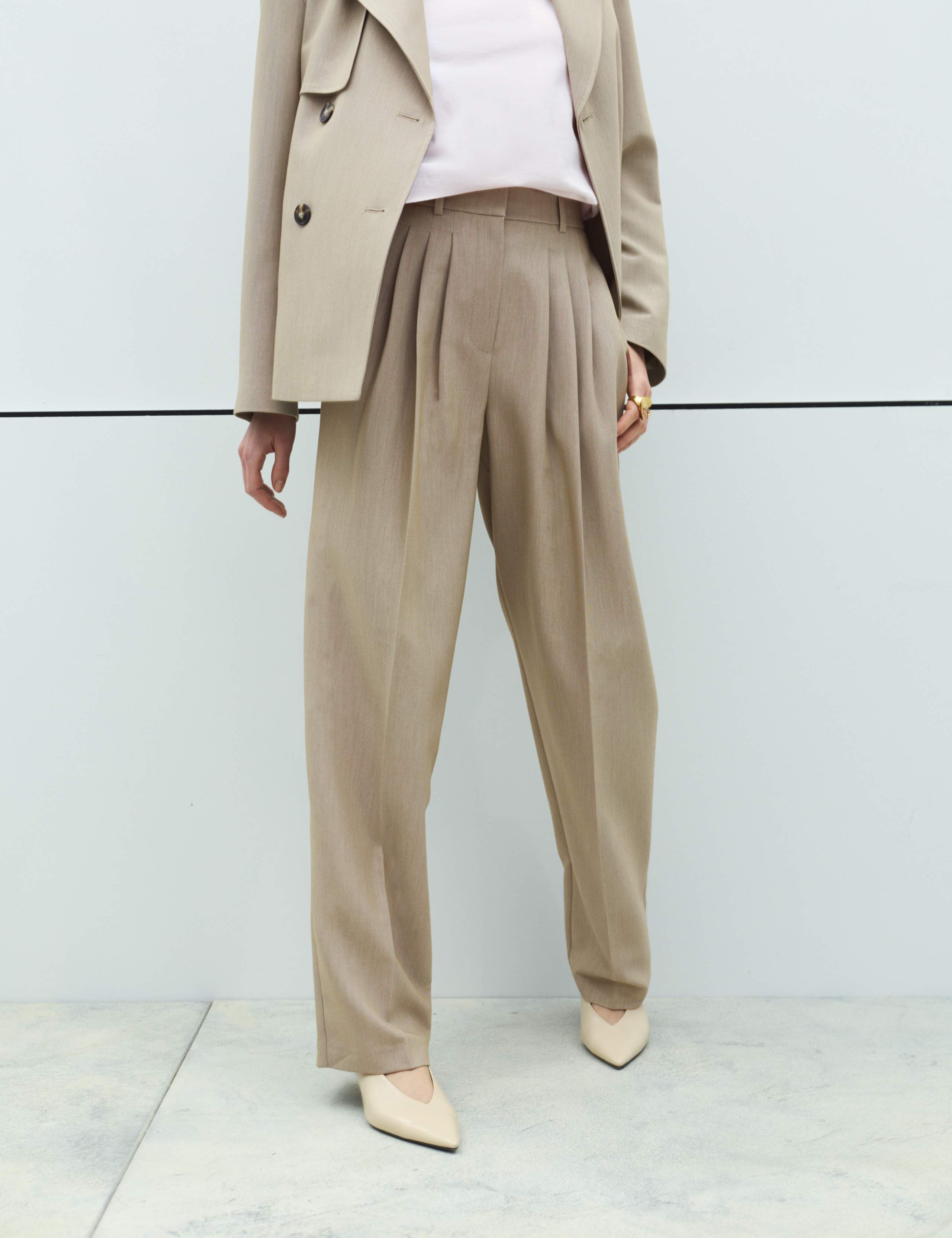 Pleat Front Carrot Leg Trousers 4 of 6