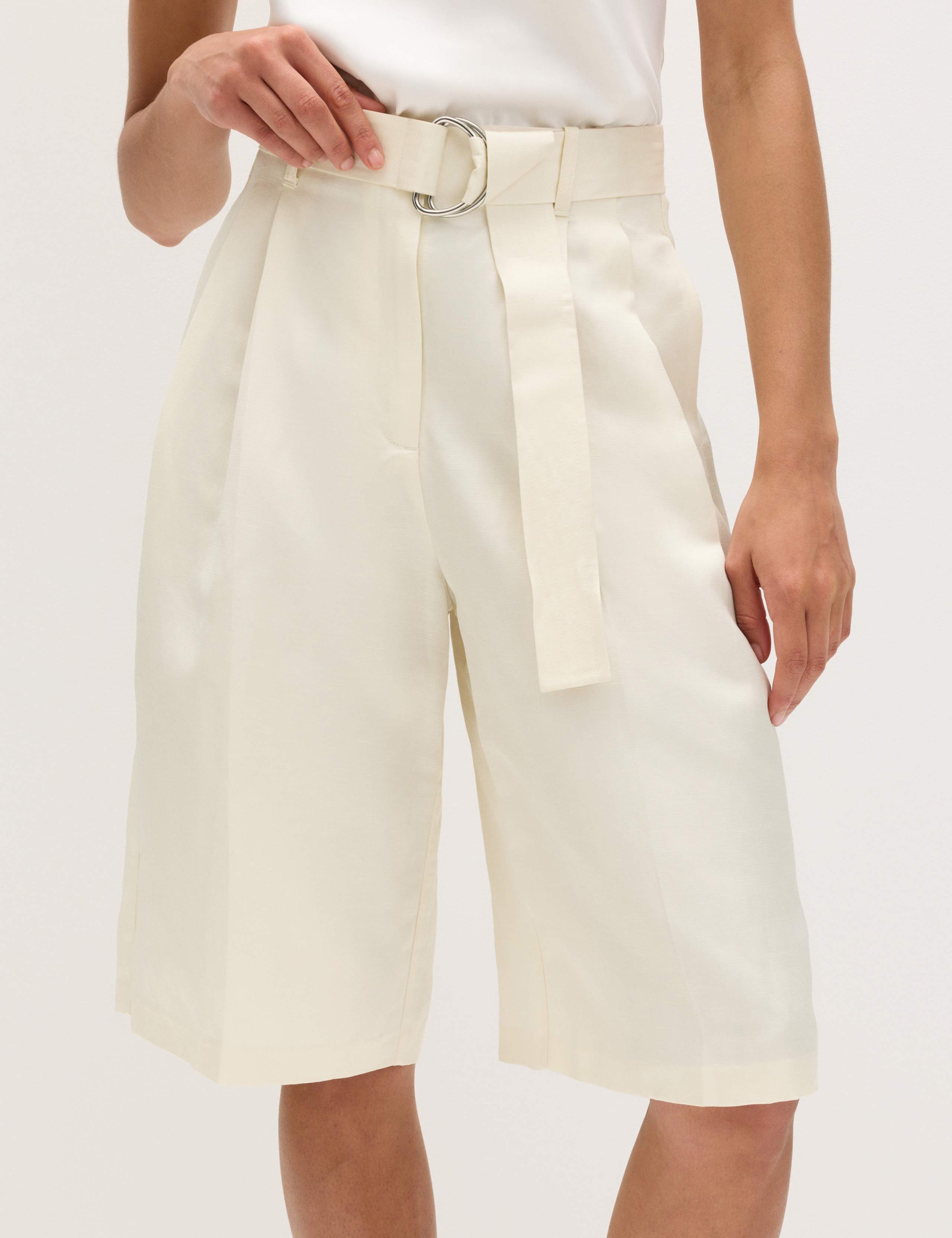 Linen Blend High Waisted Belted Bermuda Shorts 7 of 7