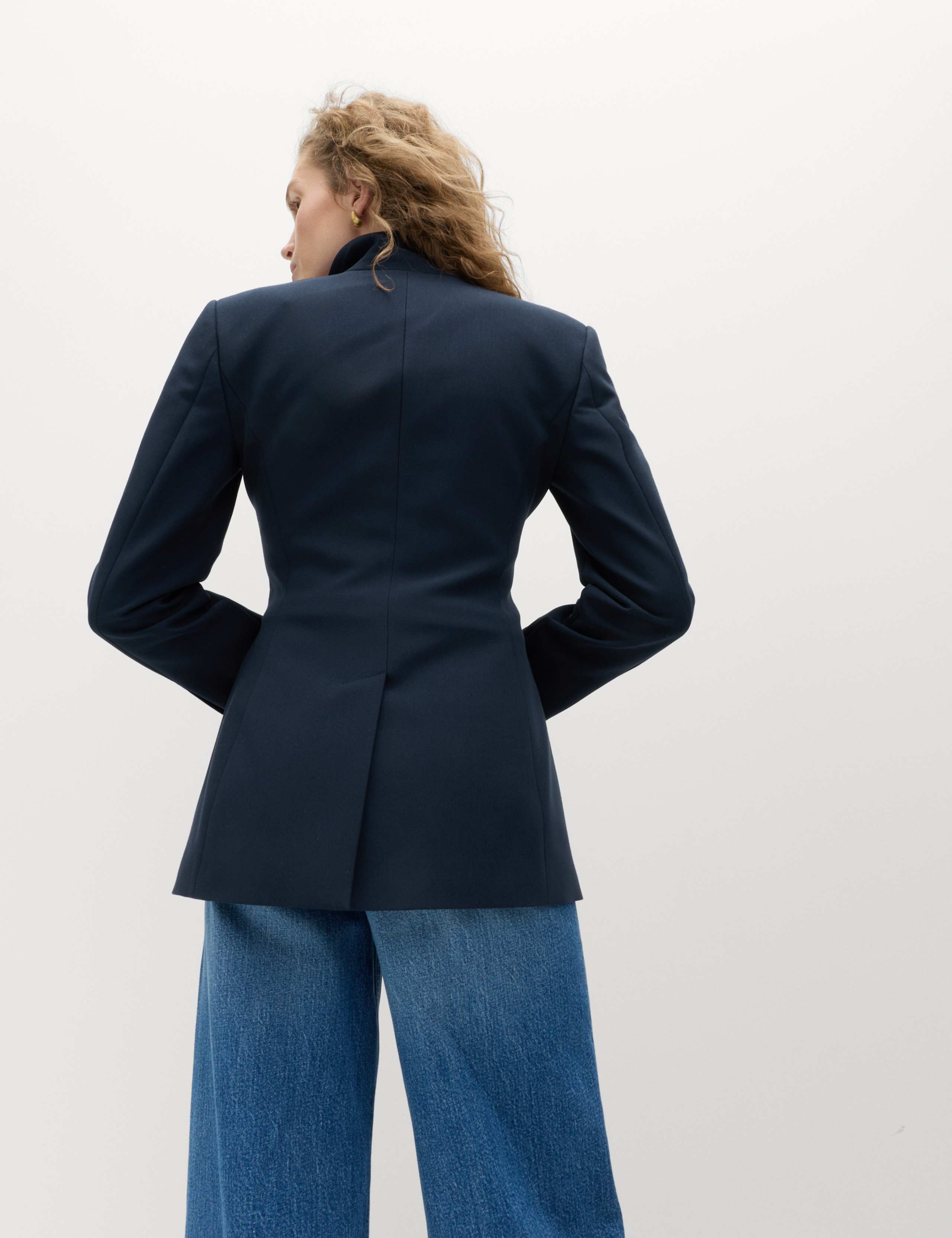 3 Button Cinched Single Breasted Blazer 3 of 5