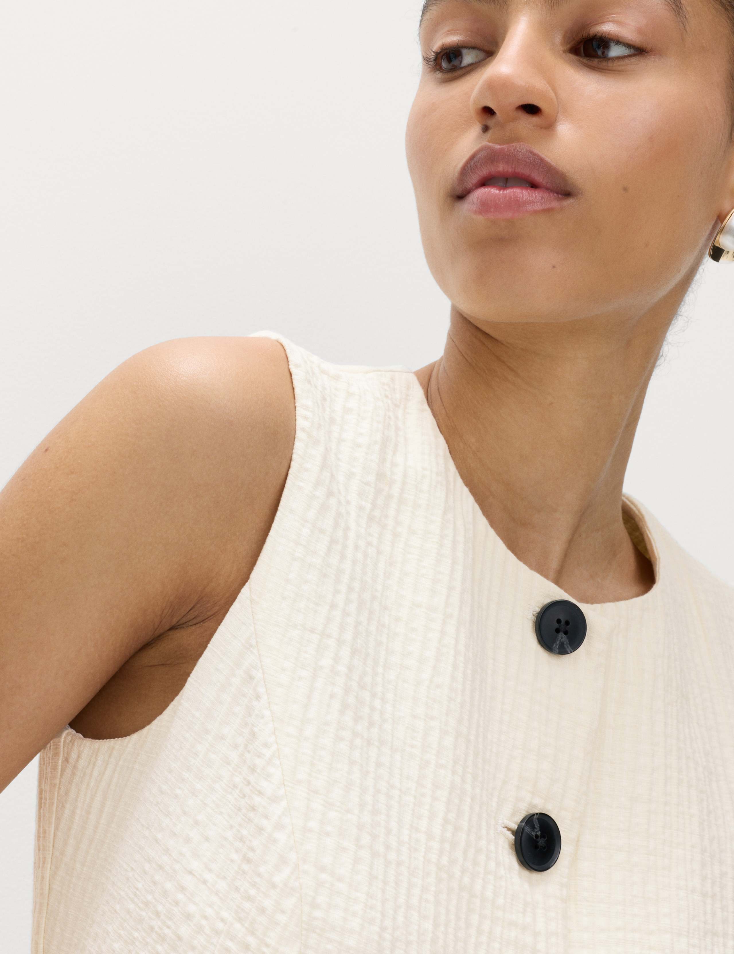 Cotton Blend Textured Longline Waistcoat 3 of 6