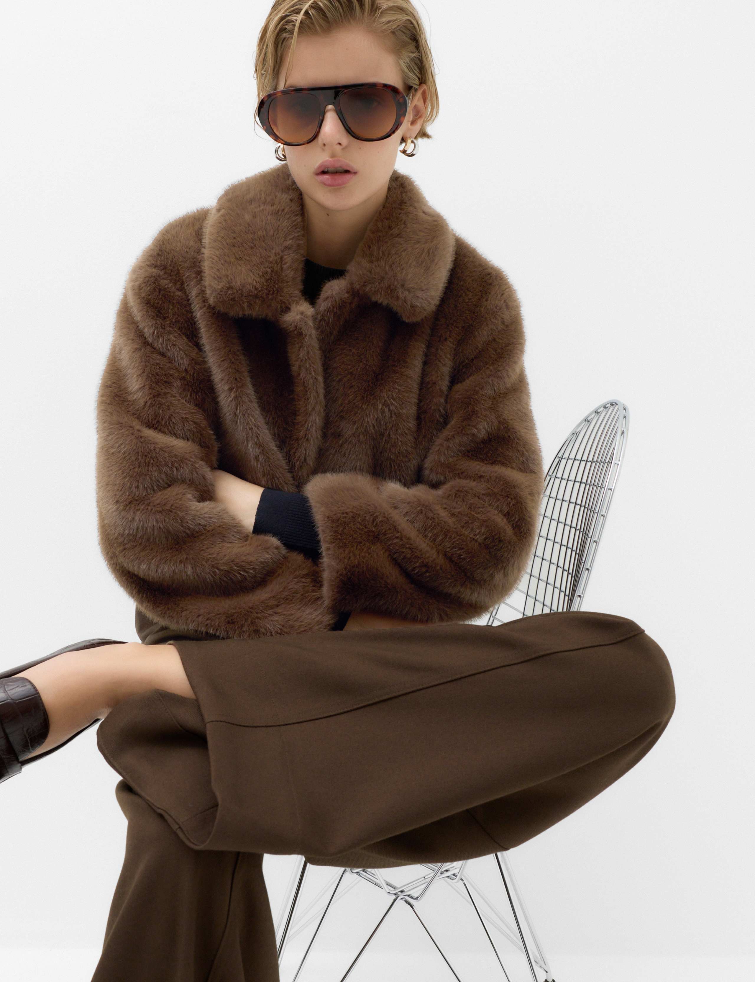 Faux Fur Collared Short Jacket 1 of 7