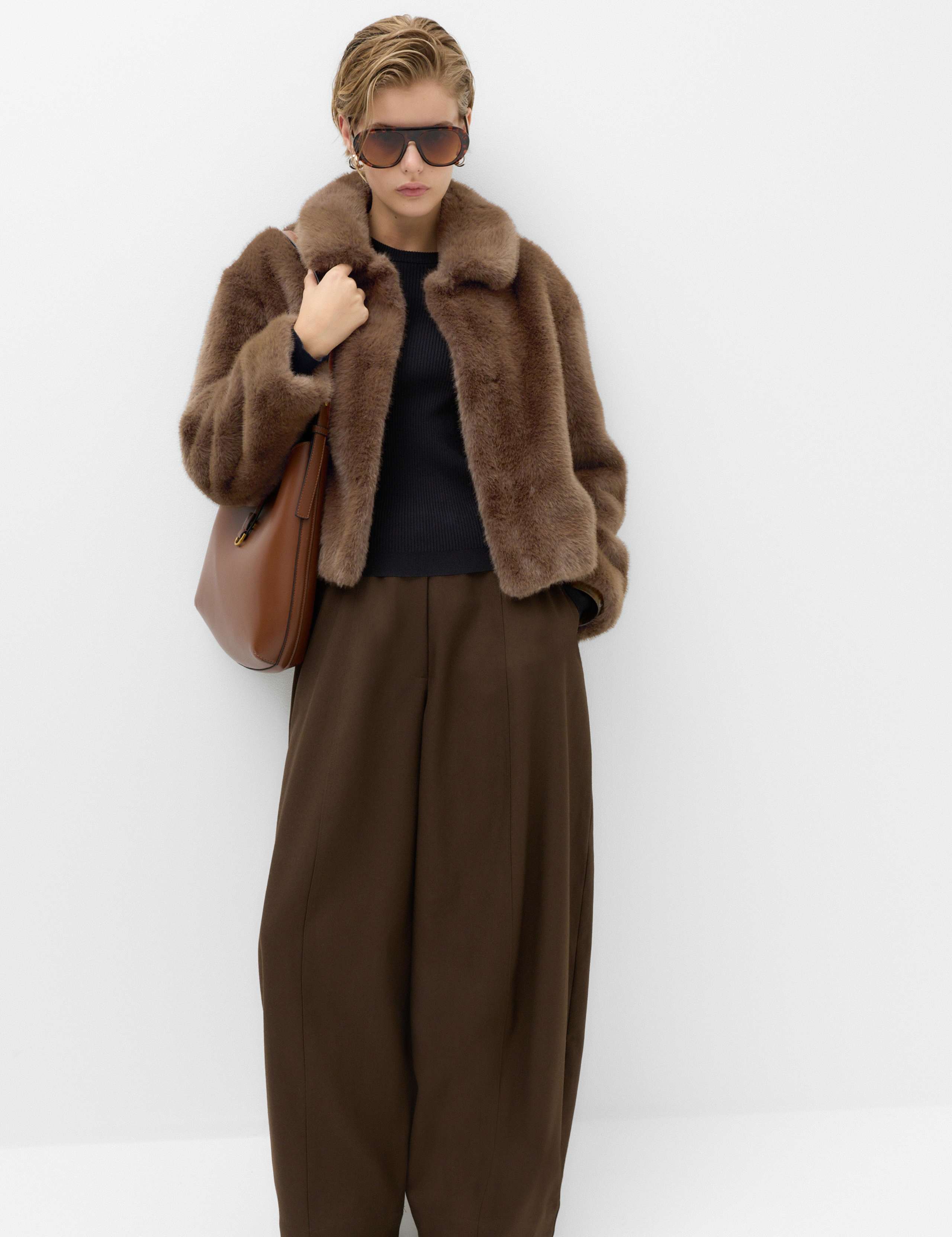 Faux Fur Collared Short Jacket 6 of 7