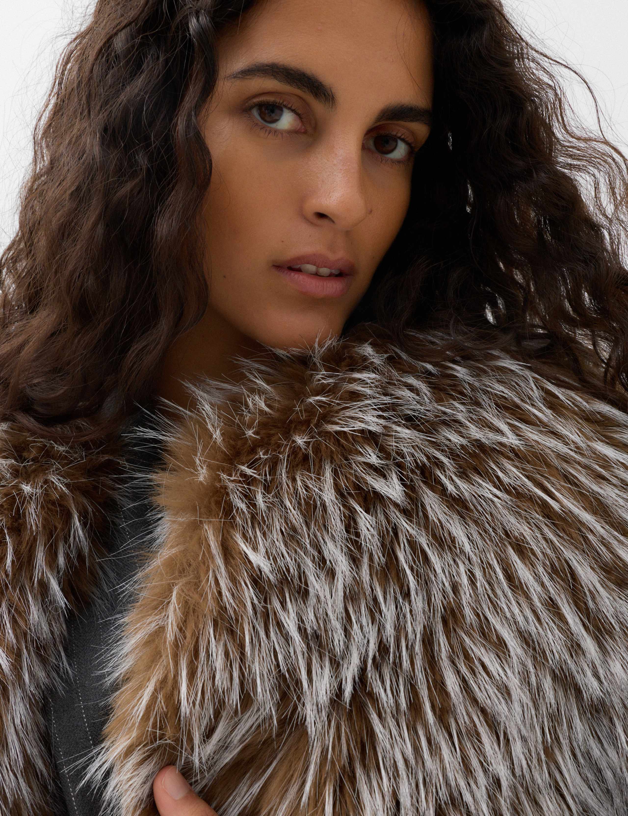 Faux Fur Tipped Short Jacket 4 of 6