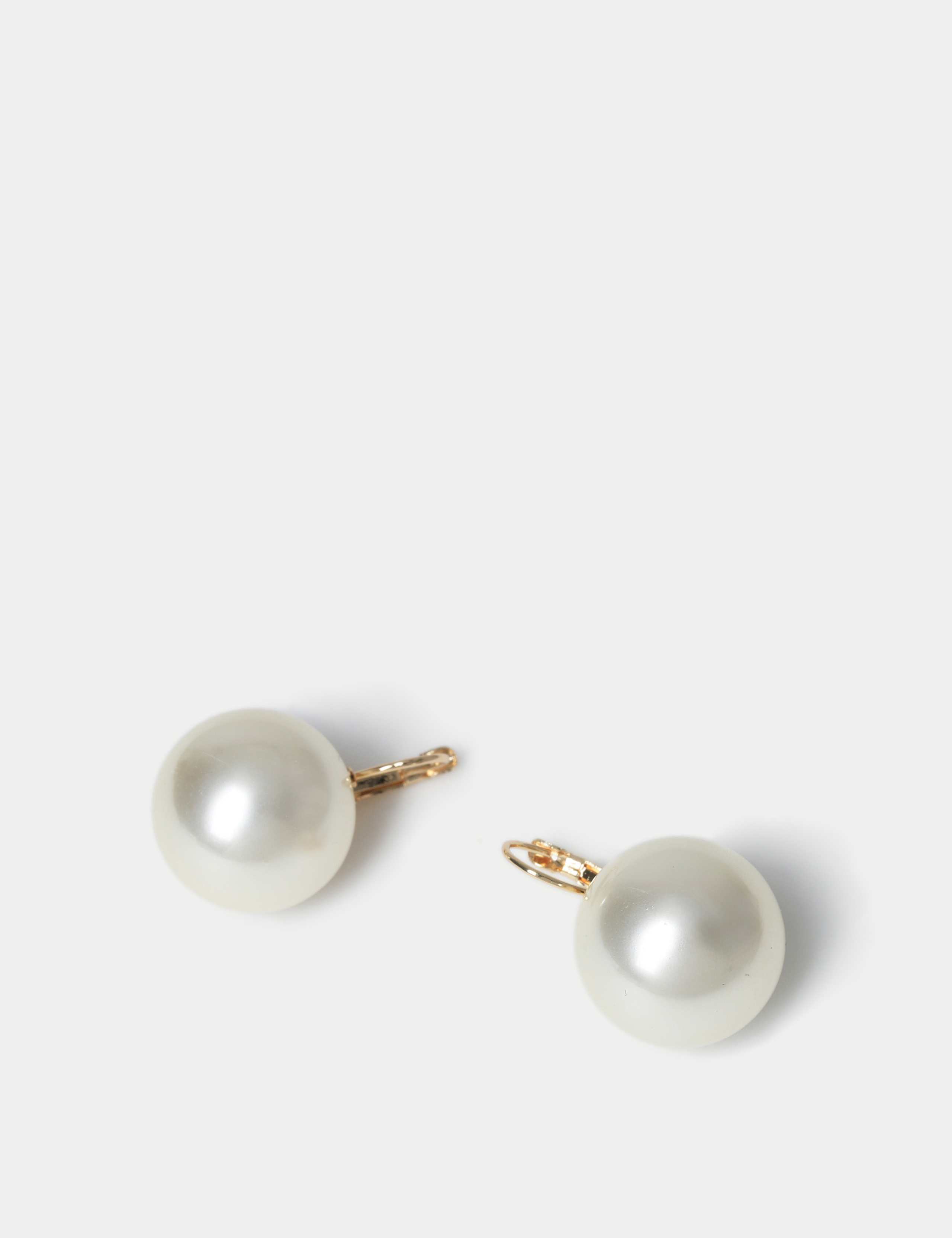 Pearl Drop Clip On Earring 2 of 2