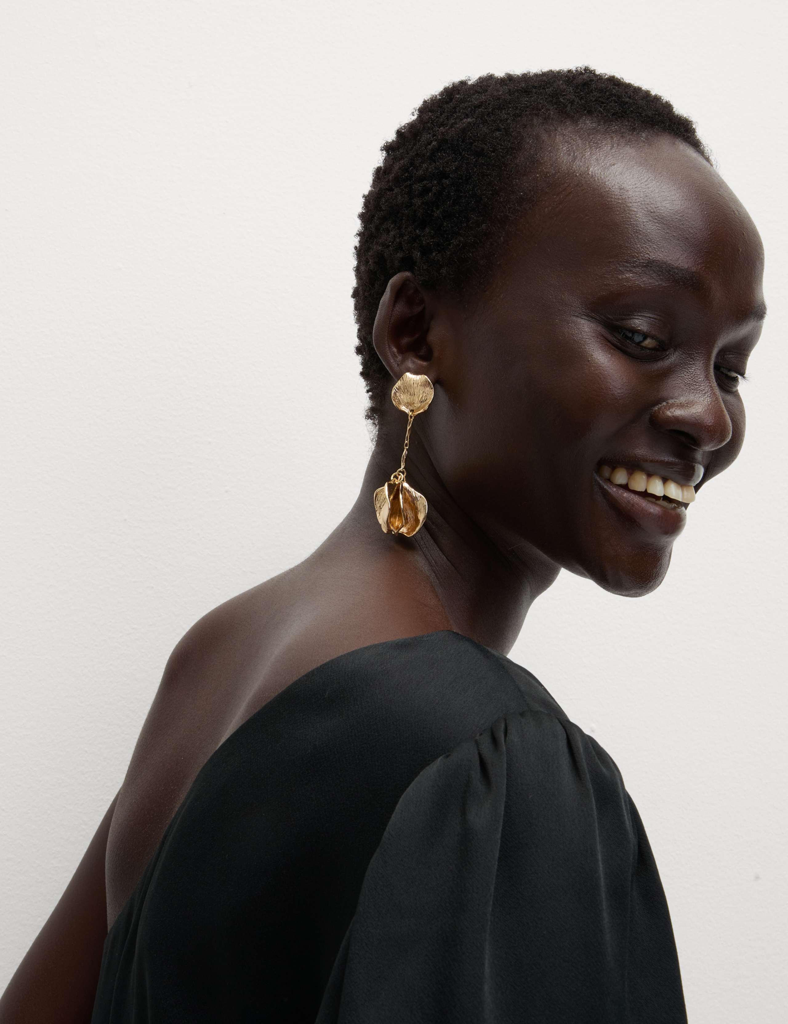Gold Tone Floral Detail Drop Earring 2 of 3