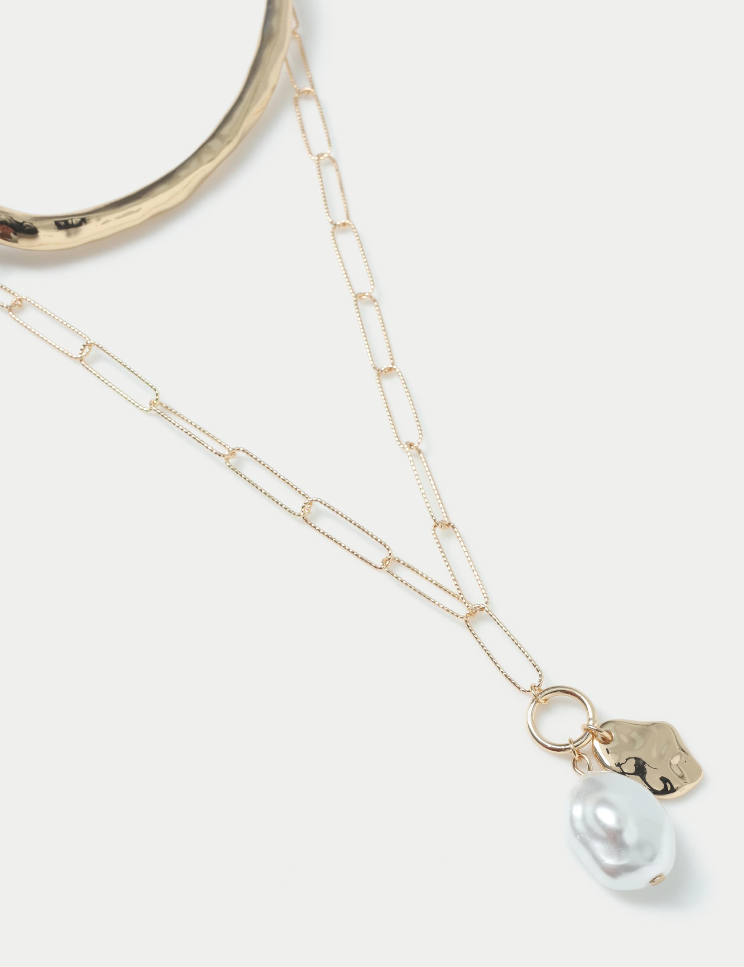 Pearl Torc Layer Necklace 3 of 3