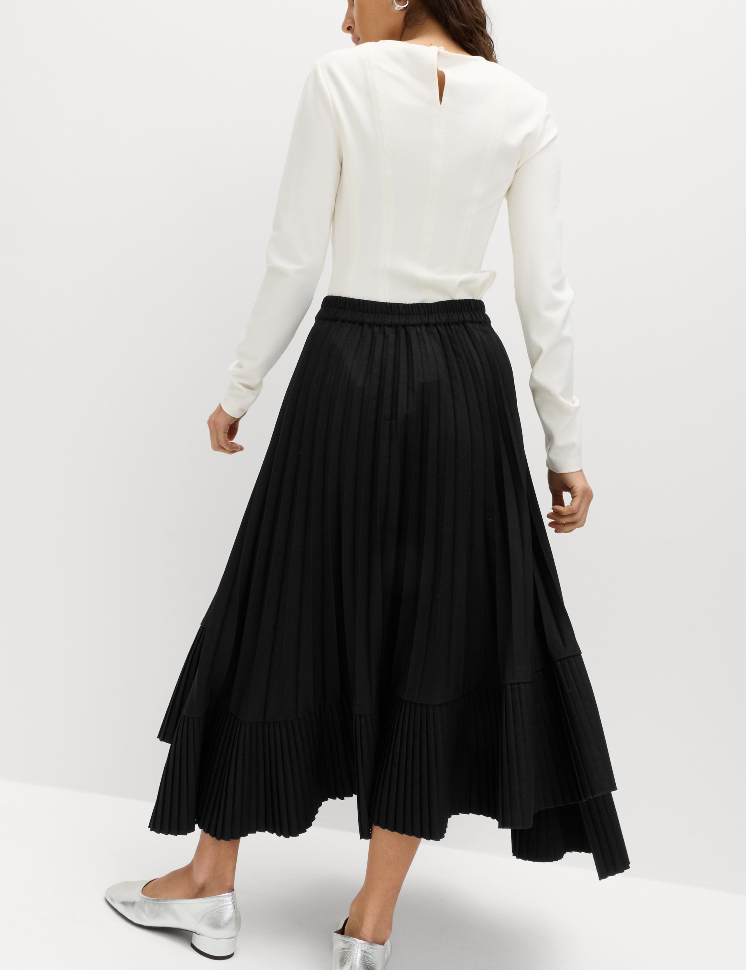 Pleated Midi Asymmetric Skirt 4 of 7