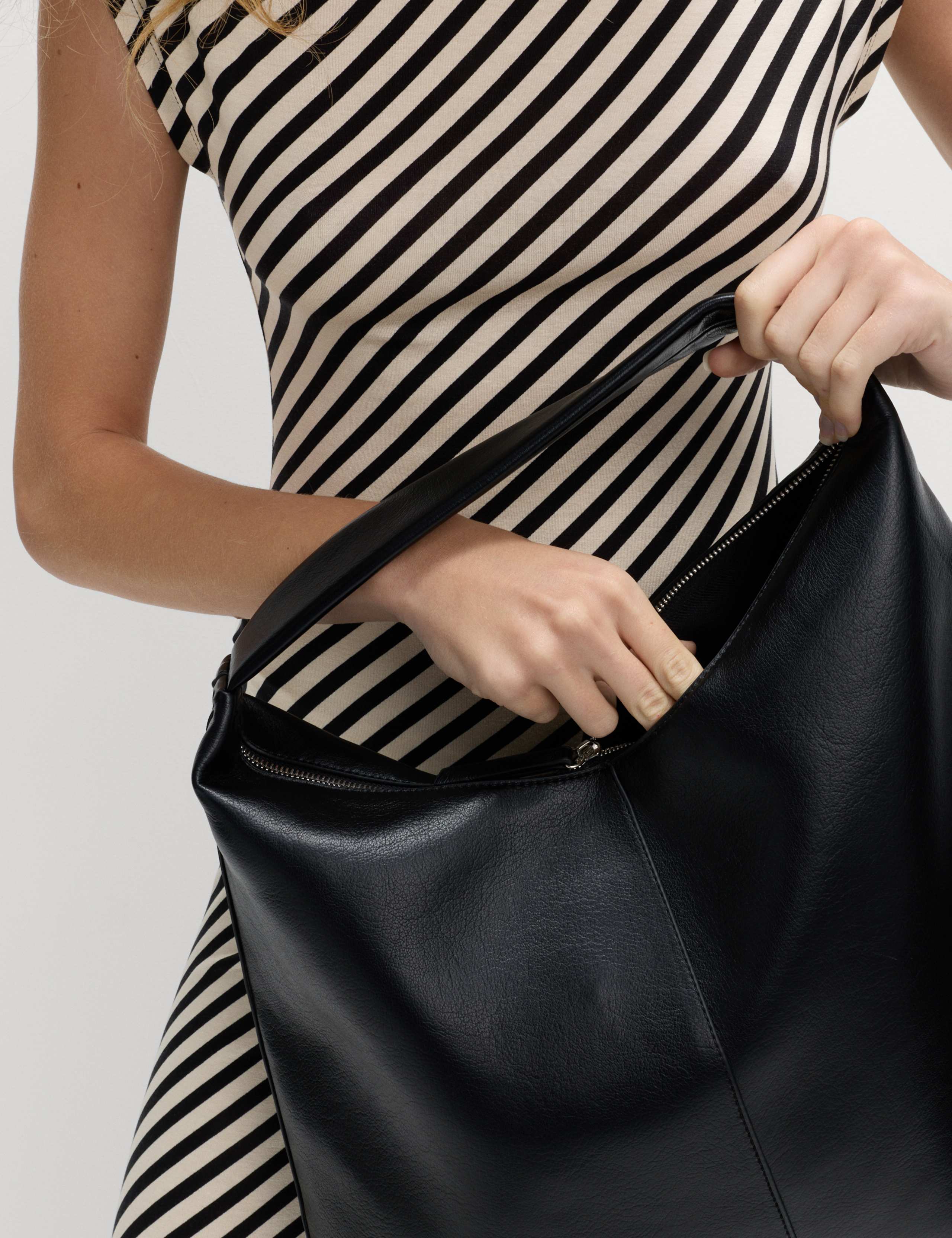 Striped Round Neck Midaxi Skater Dress 5 of 6