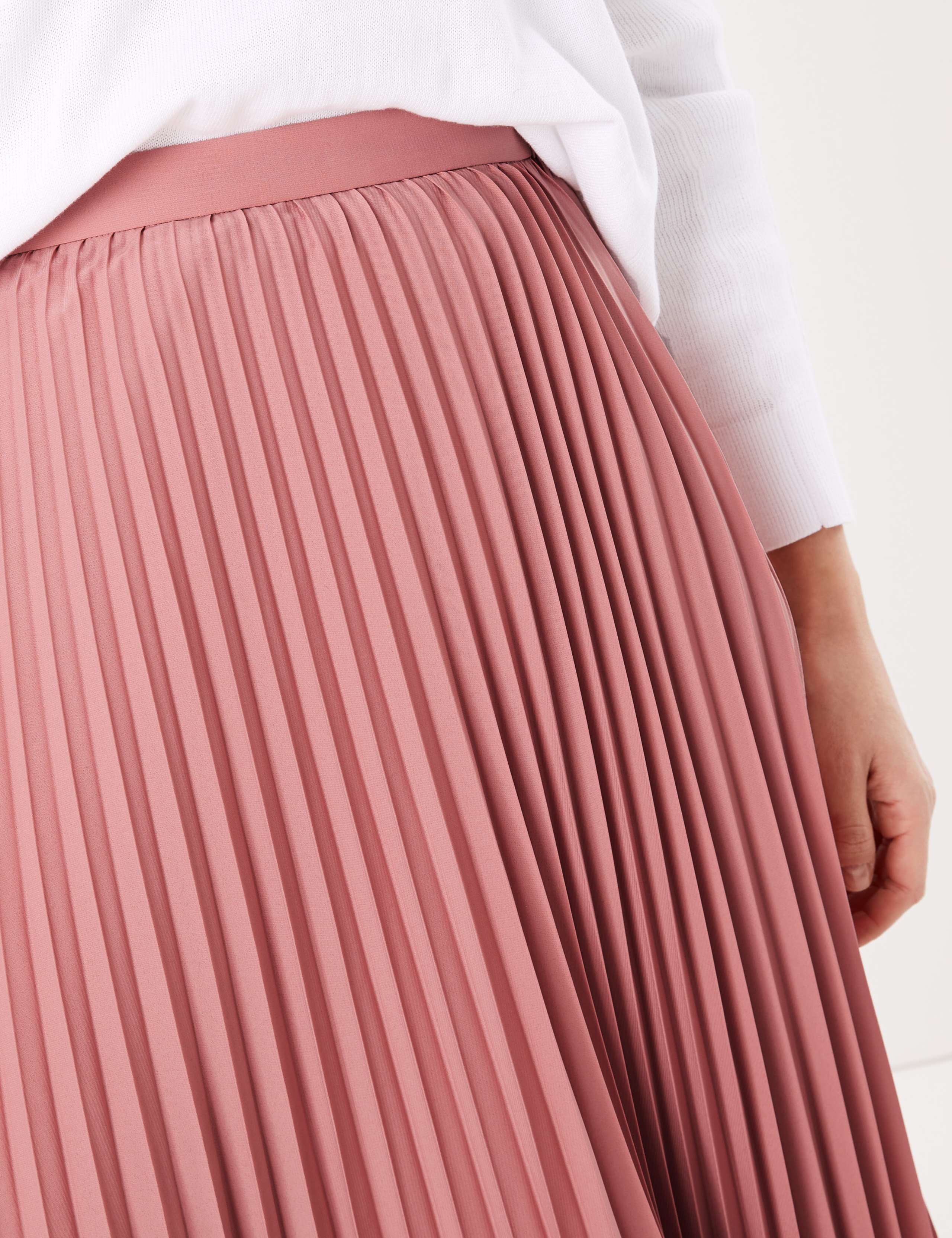 Pleated Circle Midi Skirt 3 of 3